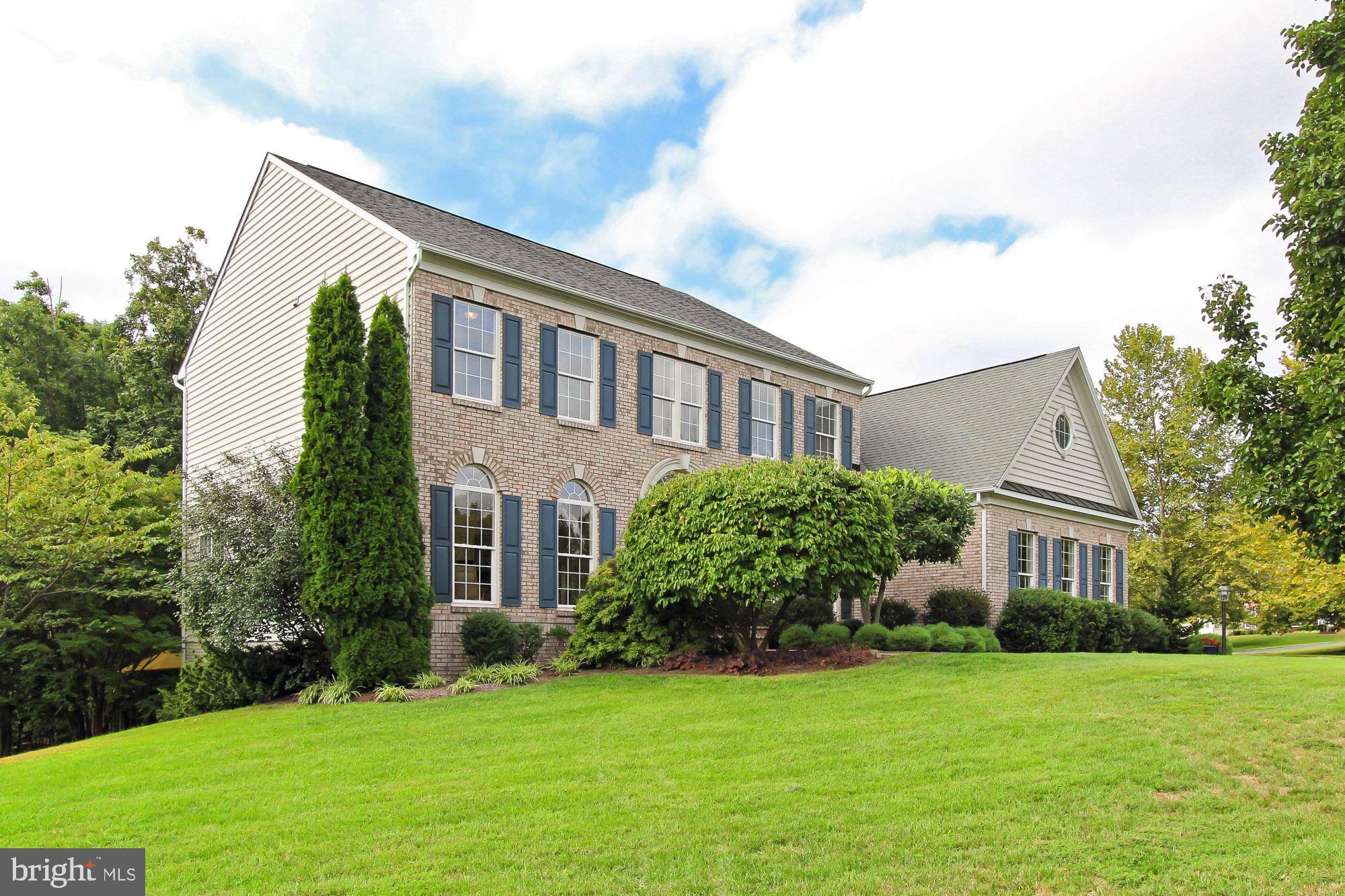 Ashburn, VA 20148,22478 PINE TOP CT