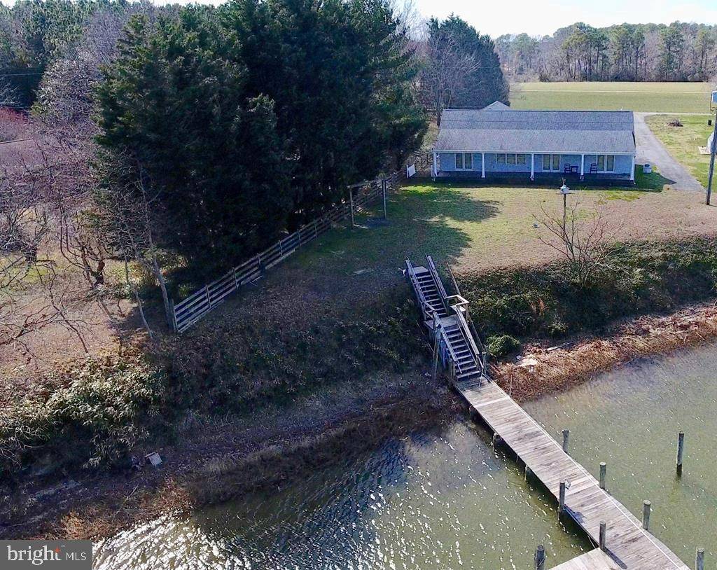 Reedville, VA 22539,47 LITTLE RIVER VIEW DR