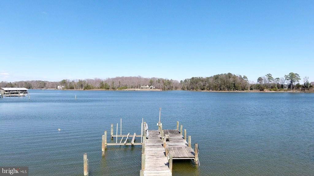 Reedville, VA 22539,47 LITTLE RIVER VIEW DR