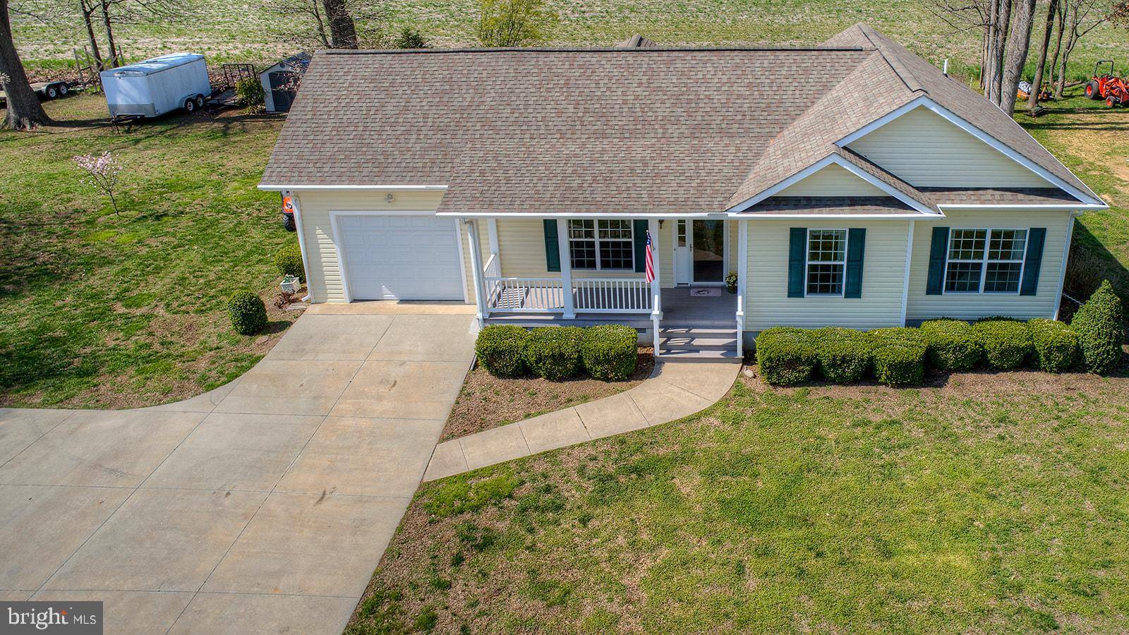 Reedville, VA 22539,735 BRIDGE CREEK CIR