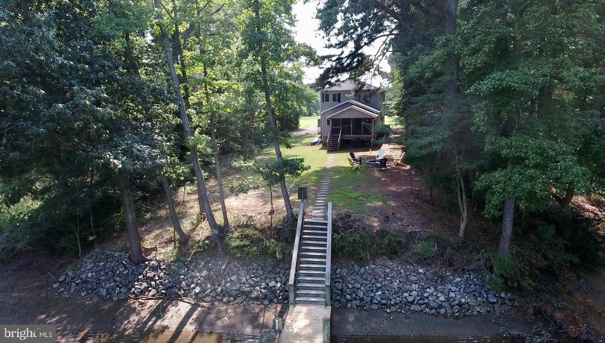 Reedville, VA 22539,92 LITTLE RIVER DR