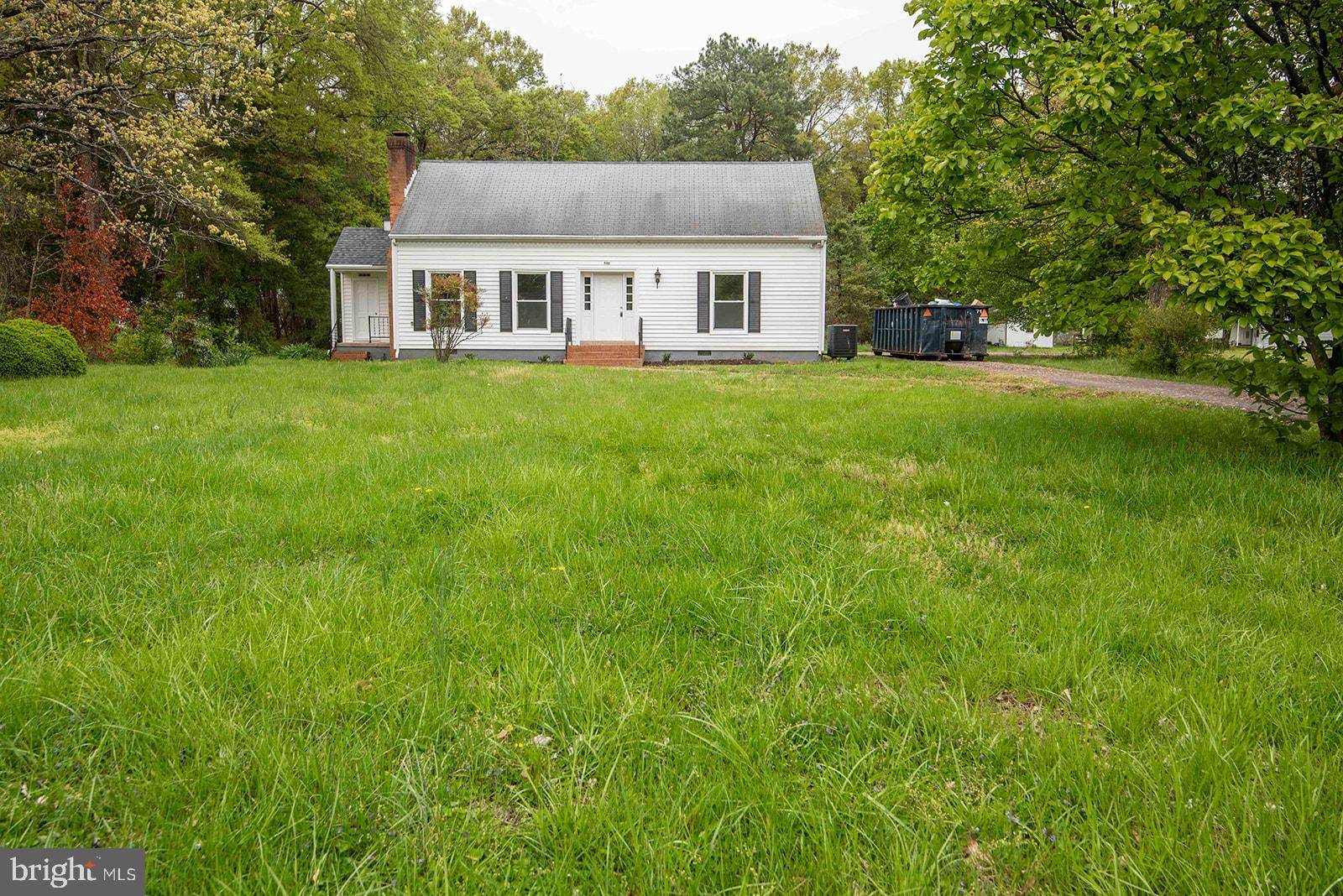 Gordonsville, VA 22942,502 W GORDON AVE