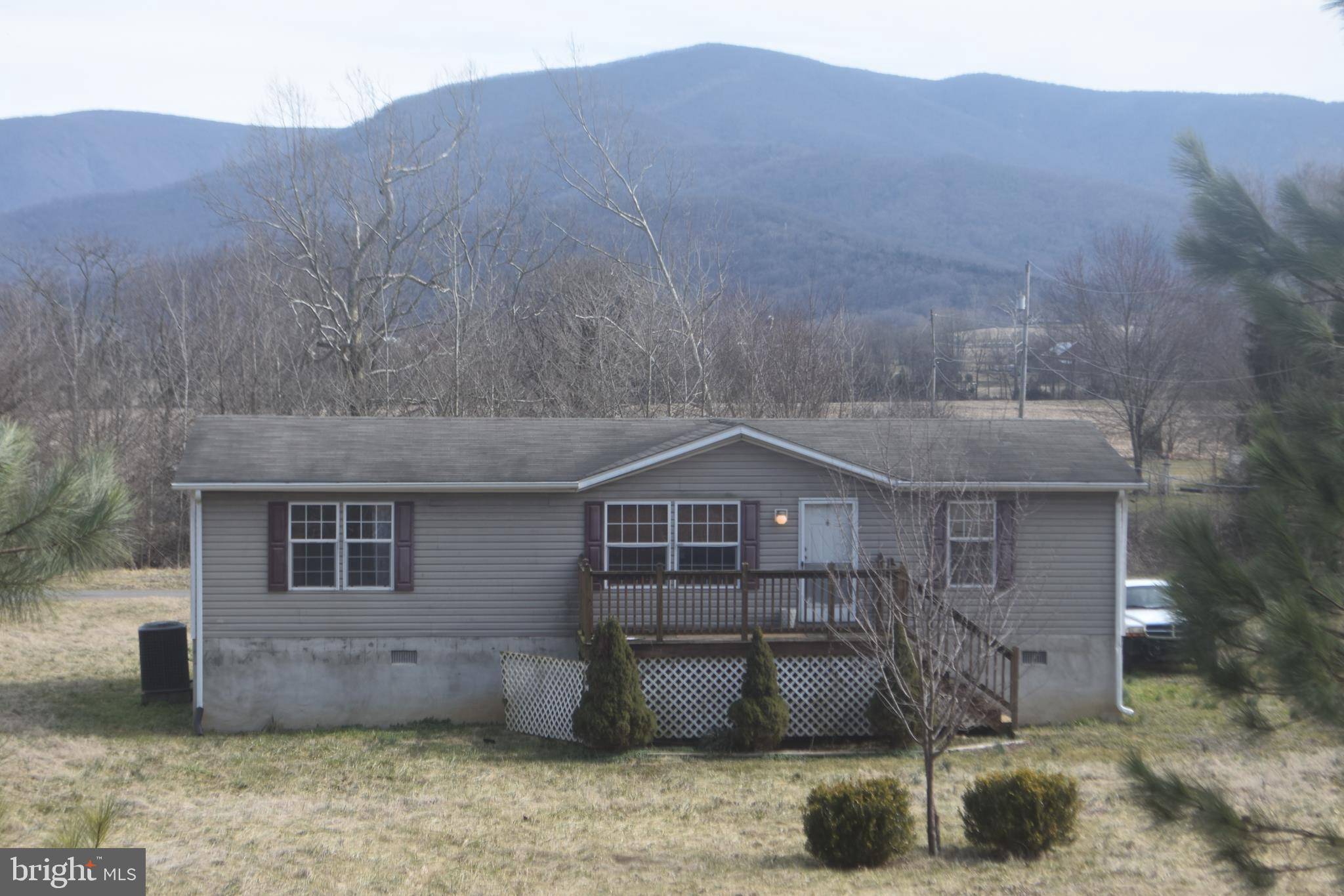 Stanley, VA 22851,215 BARNEY LN