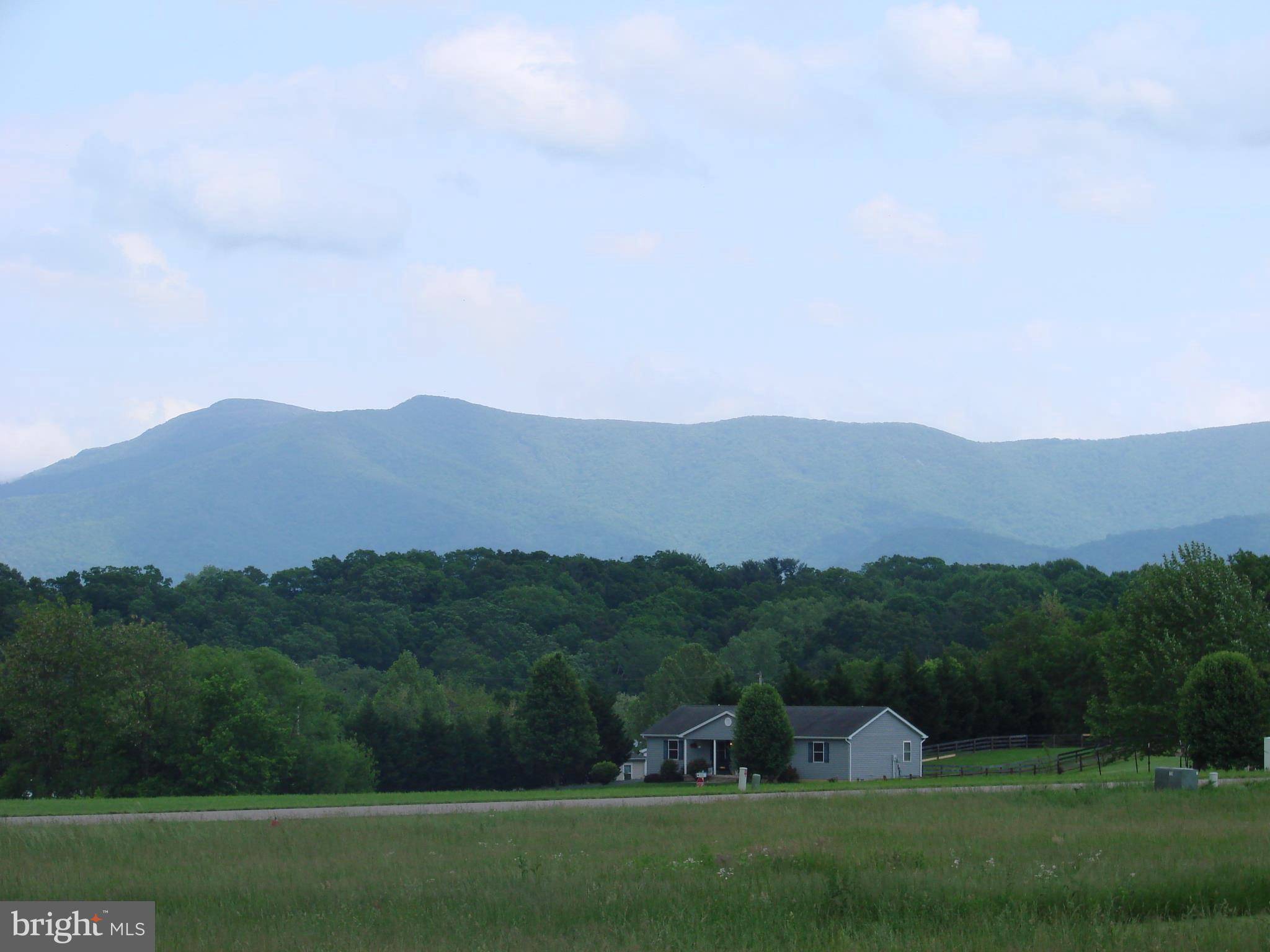 Stanley, VA 22851,184 LEOLA LOOP