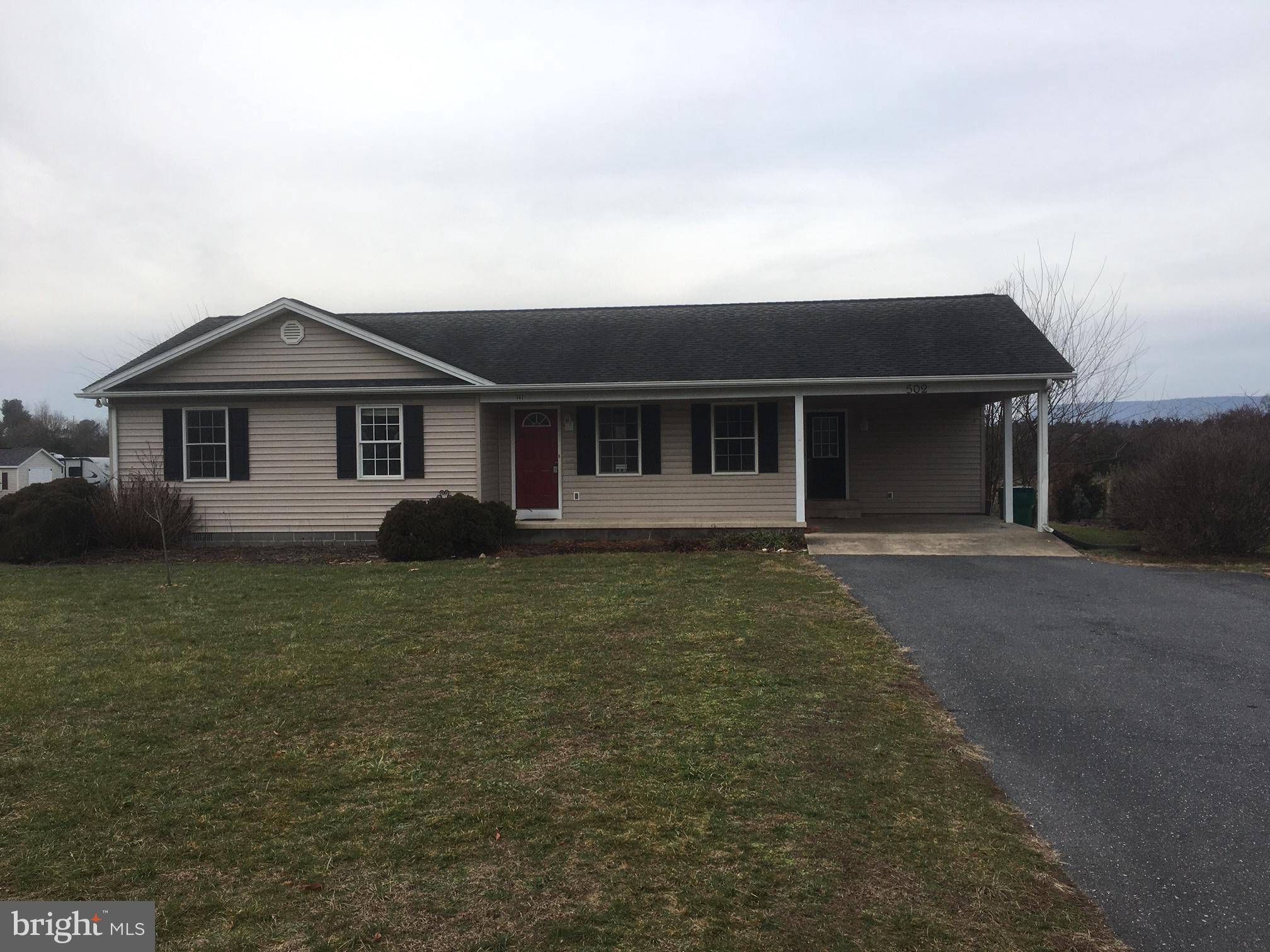 Luray, VA 22835,502 CREEKSIDE DR