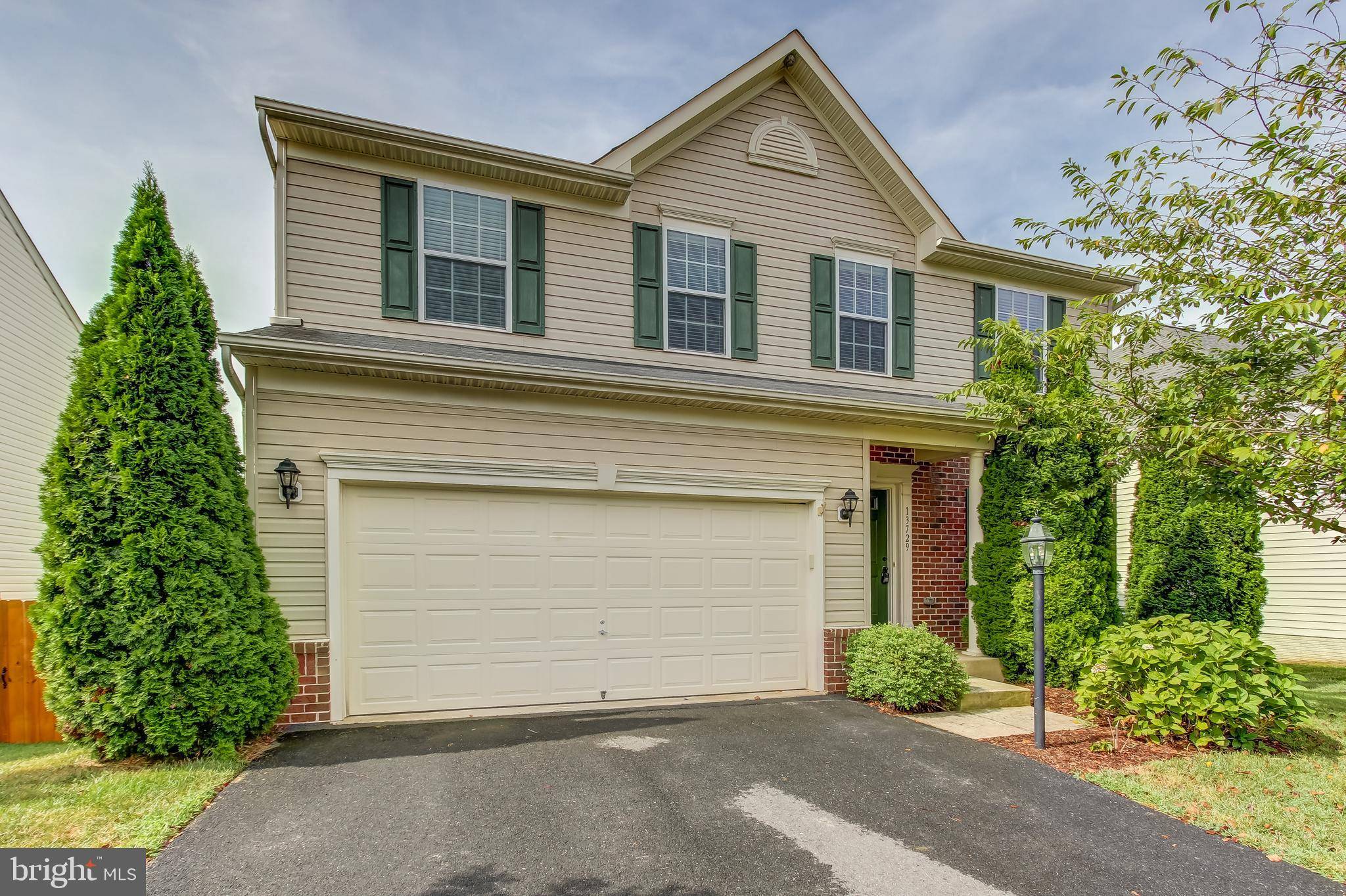 Bristow, VA 20136,13729 CHARDONNAY PL