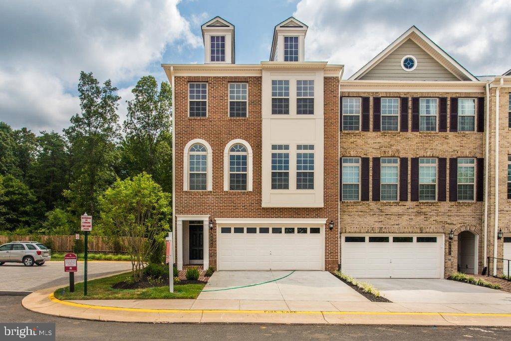 Gainesville, VA 20155,7963 TURTLE CREEK CIR #30