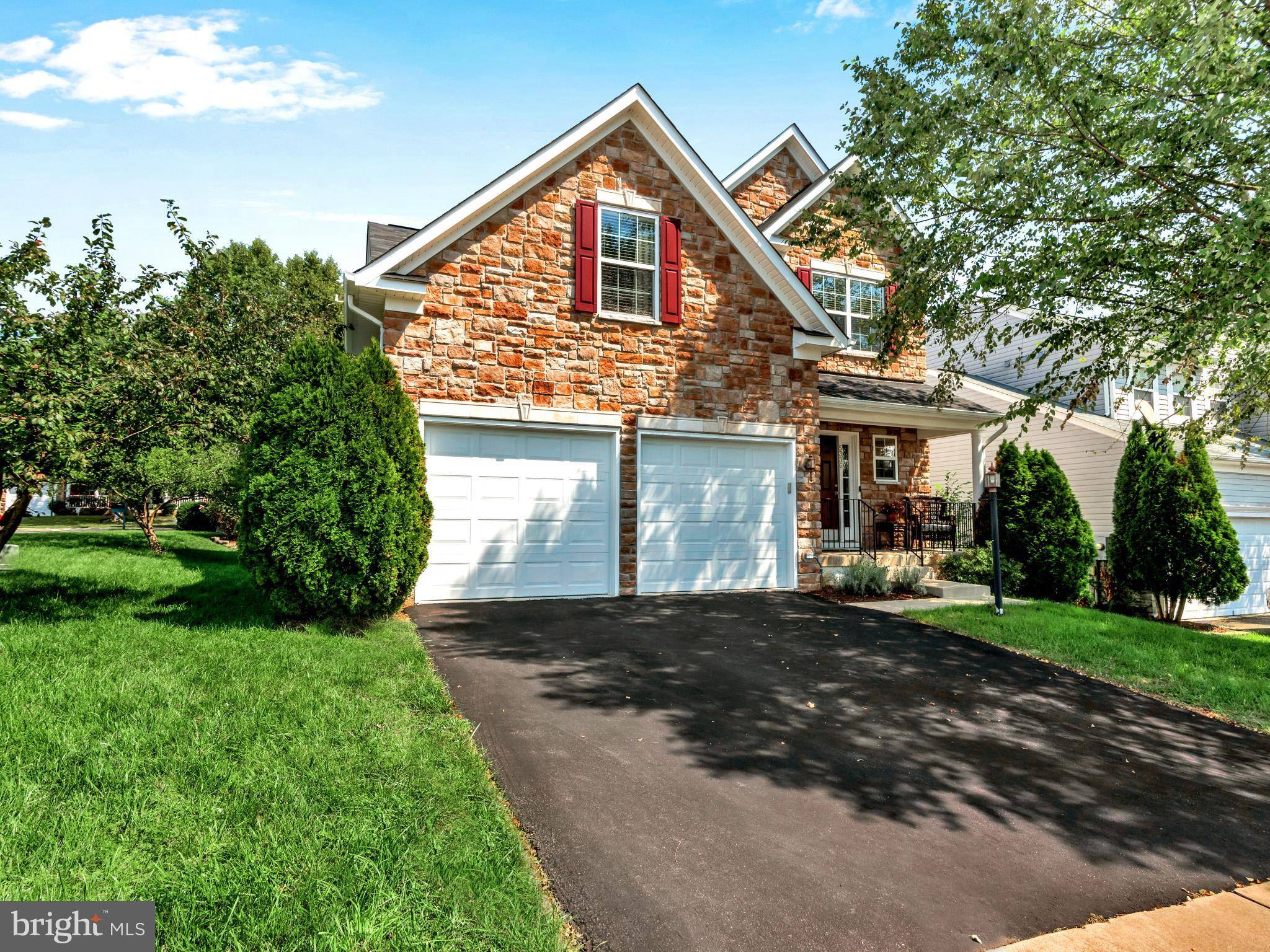 Woodbridge, VA 22193,5336 DAYBREAK LN