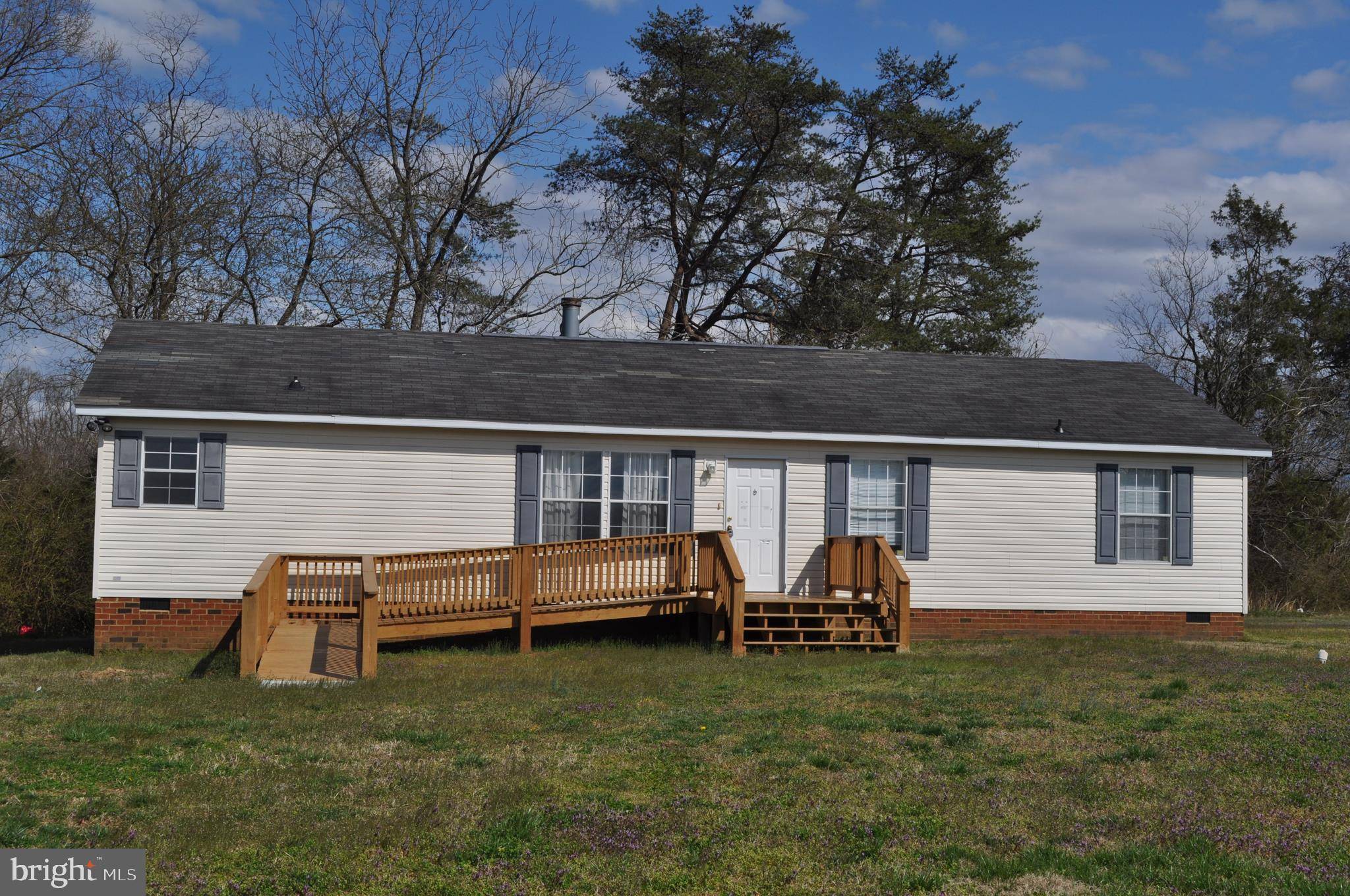 Warsaw, VA 22572,132 MEADOW VIEW LANE