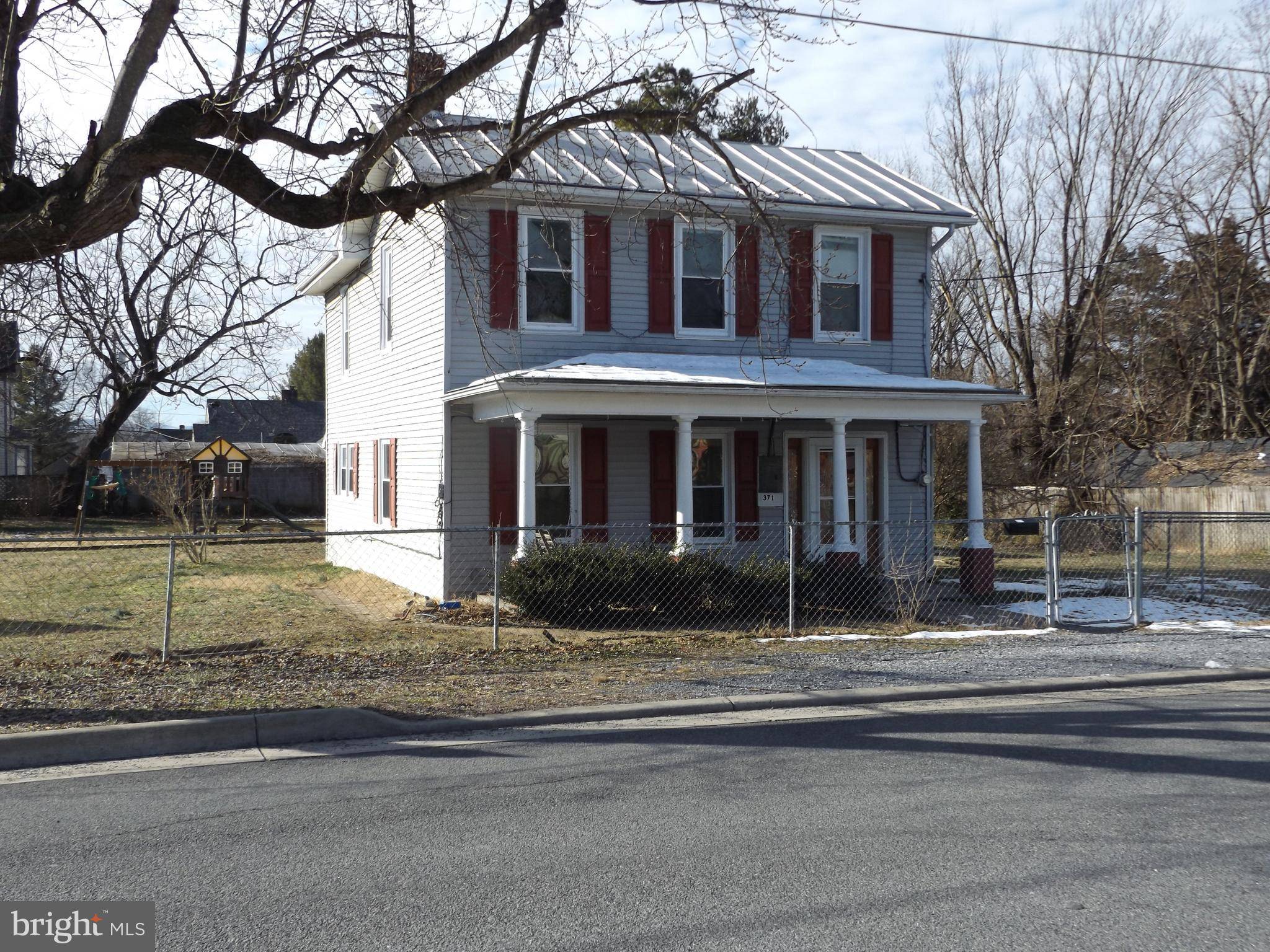 Strasburg, VA 22657,371 ASH ST