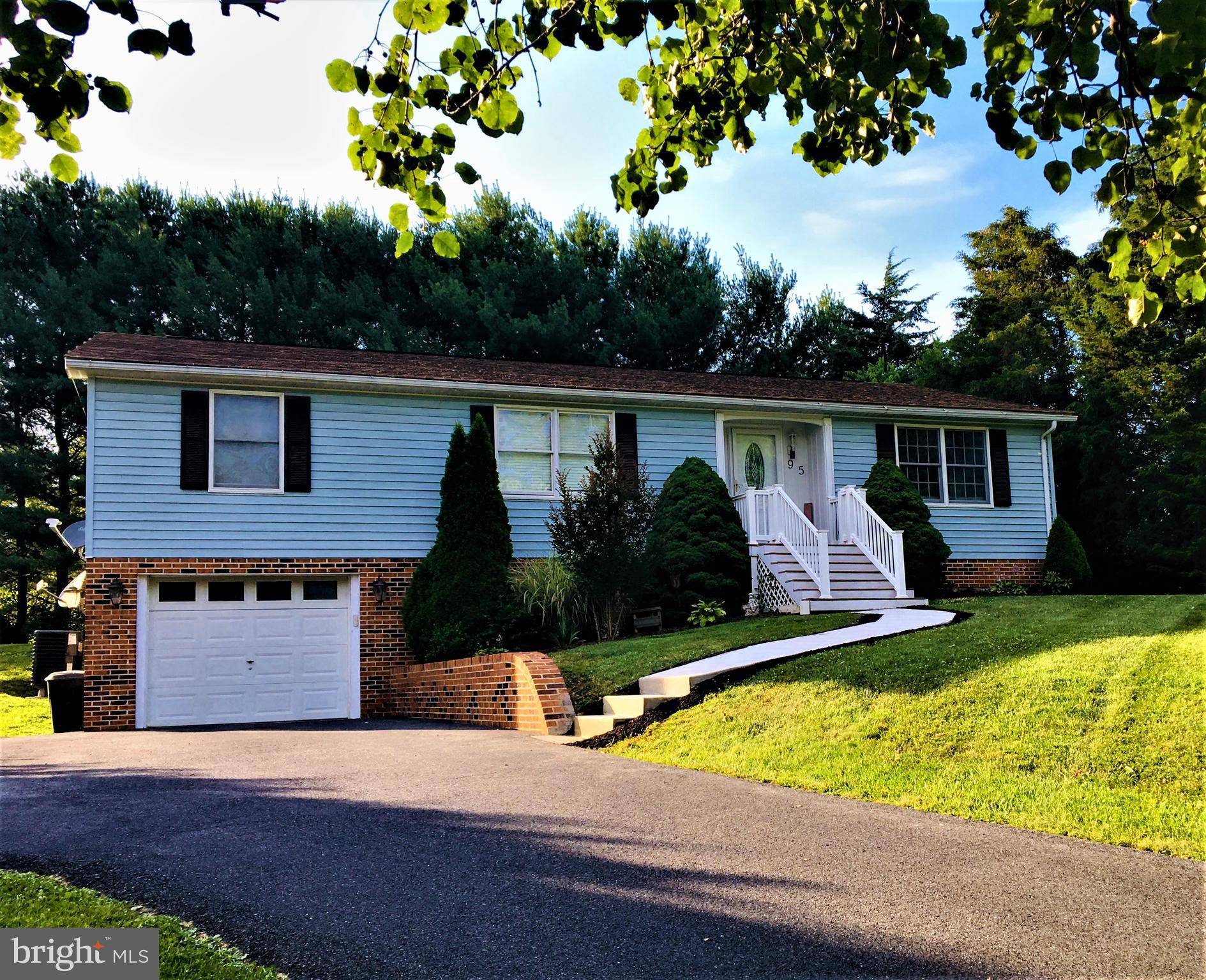 Toms Brook, VA 22660,95 CECELIA ST