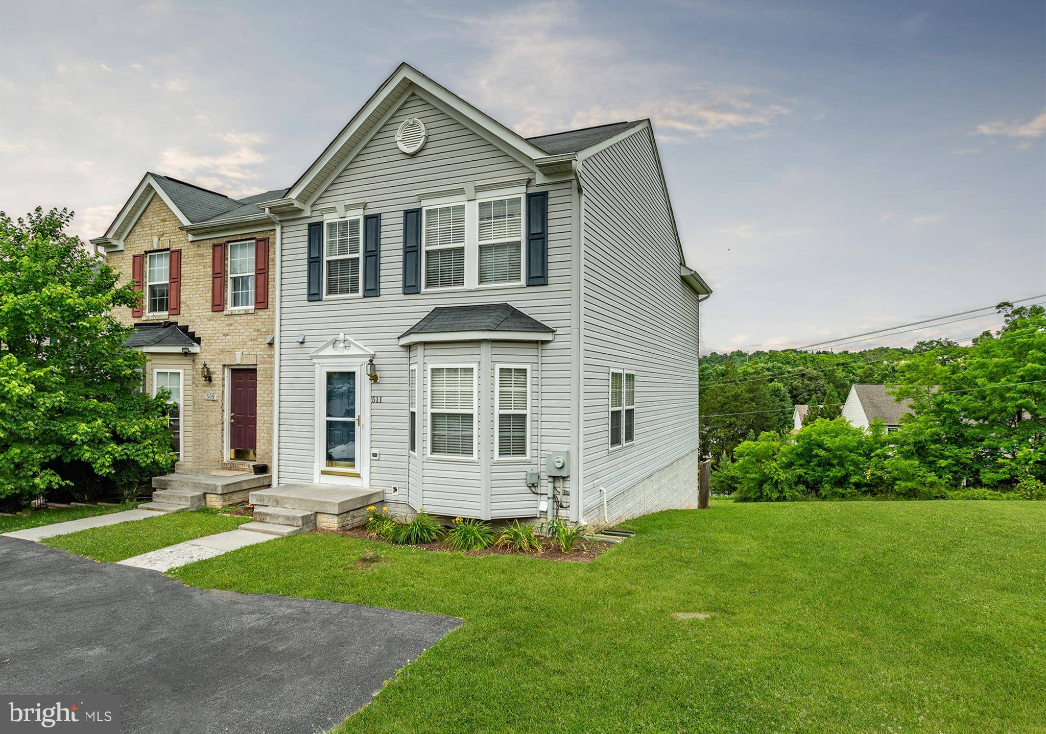 Strasburg, VA 22657,511 HUPPS HILL CT