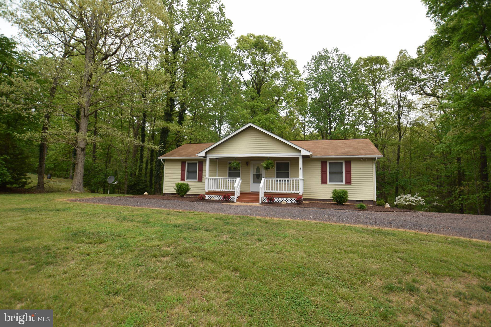 Mineral, VA 23117,5218 WYNDEMERE CIR