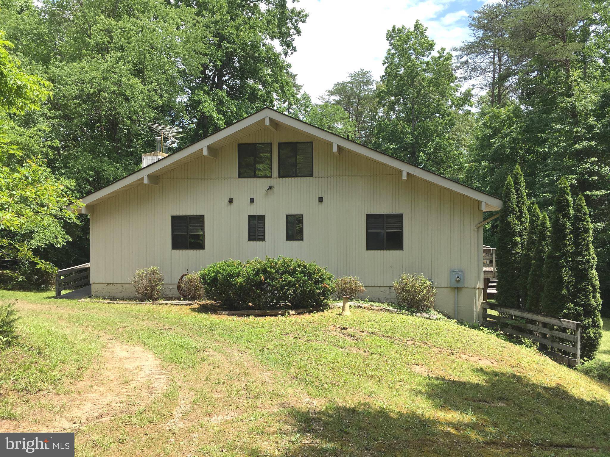 Orange, VA 22960,1 WINDYHILL CT