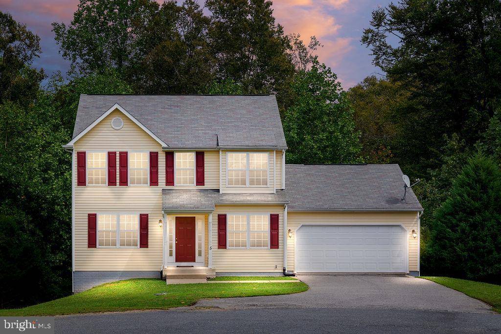 Fredericksburg, VA 22405,5 TEAK CT