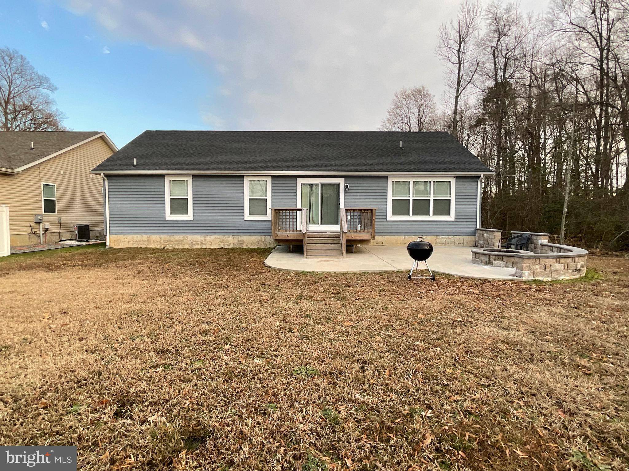 Colonial Beach, VA 22443,341 LATANE DR