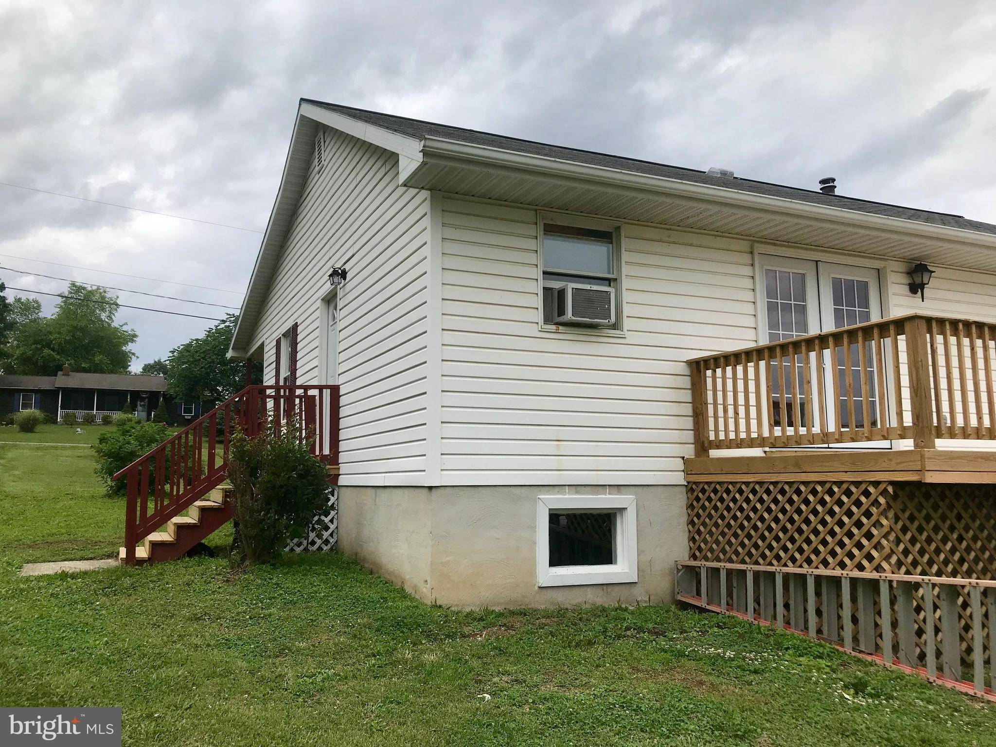 Hedgesville, WV 25427,68 WISHBONE CIR