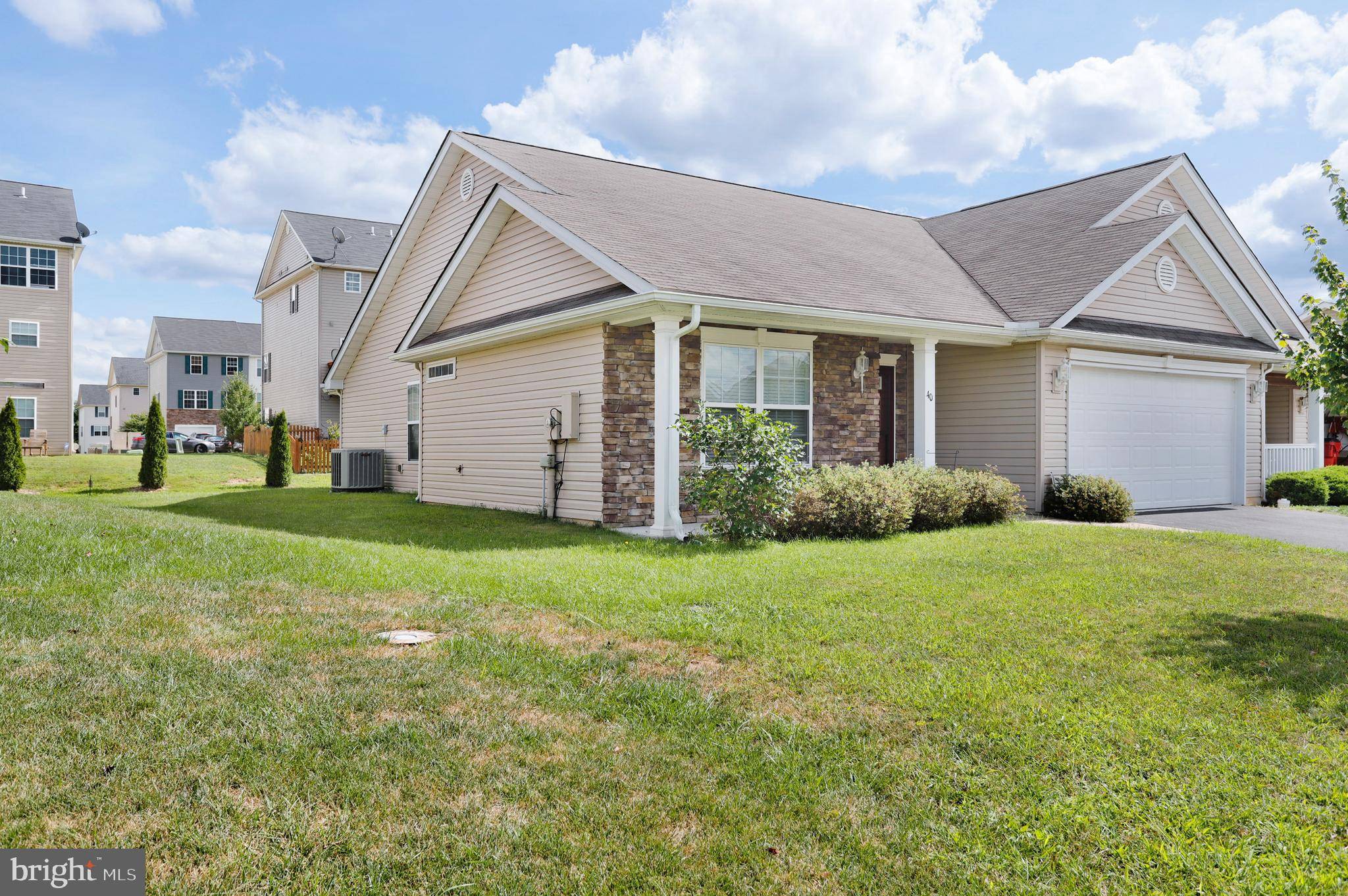 Martinsburg, WV 25404,40 HANOVER PL