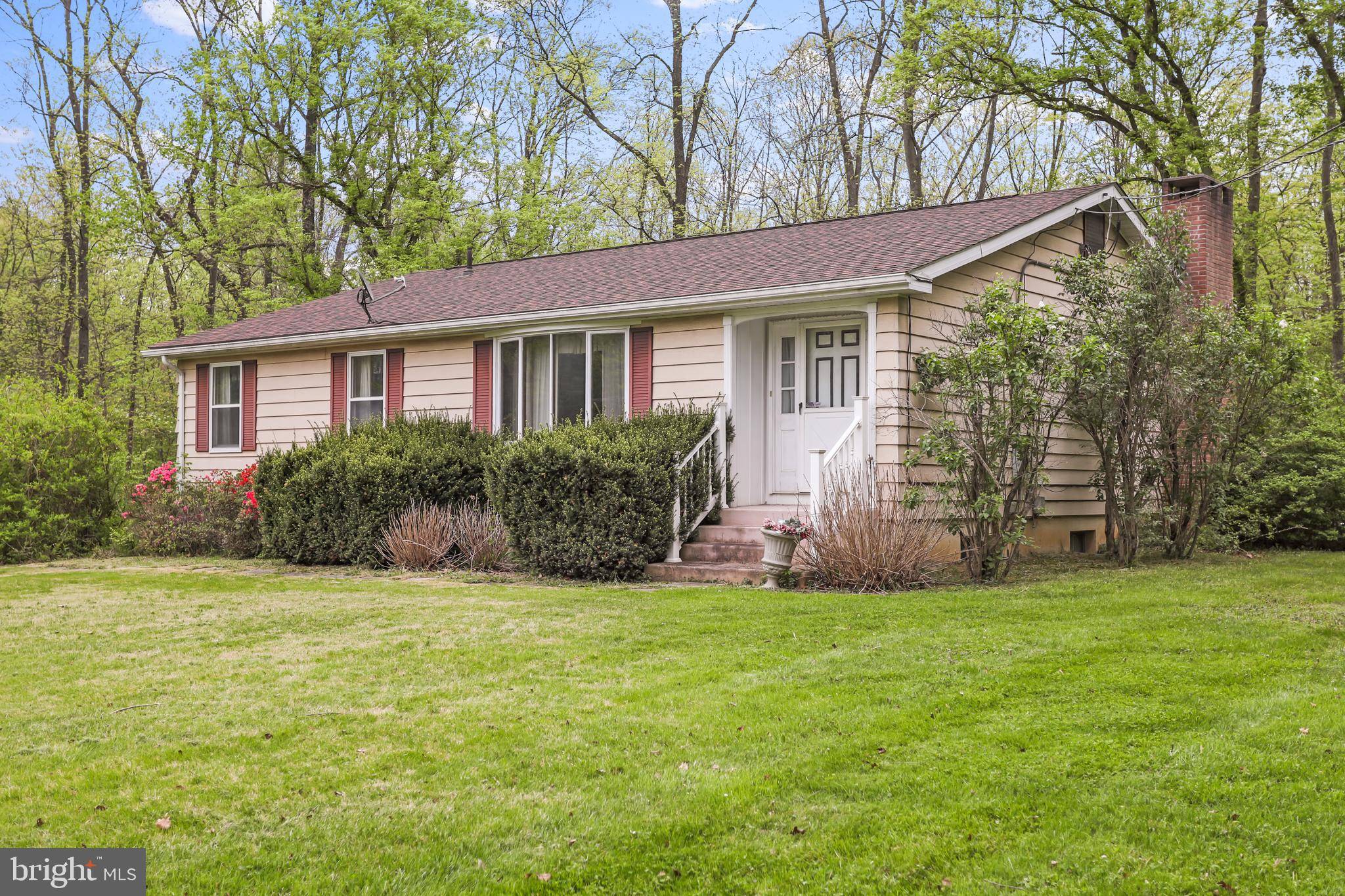 Falling Waters, WV 25419,28 STEPHANIES PL