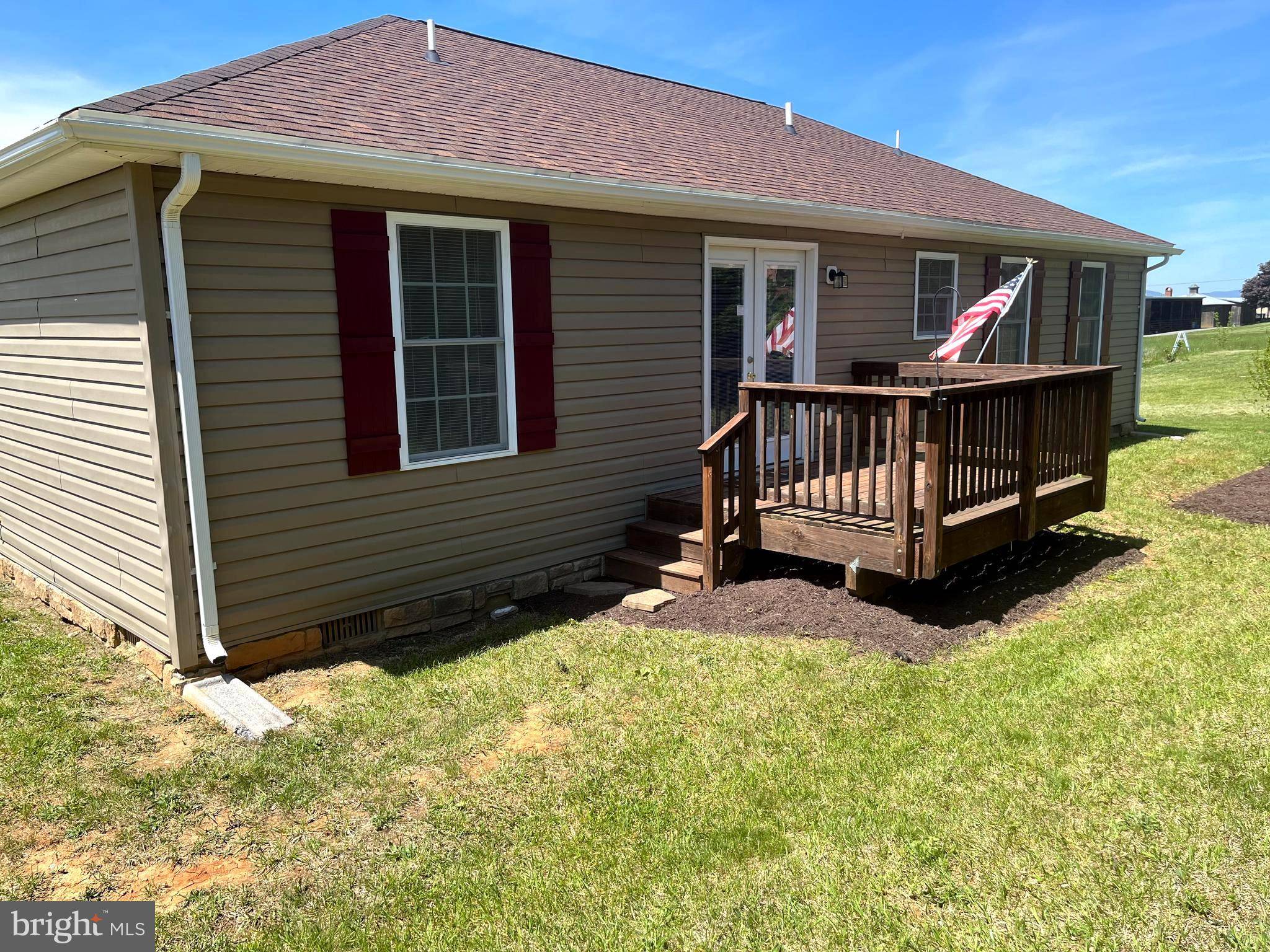 Martinsburg, WV 25403,7 POCHARDS CT