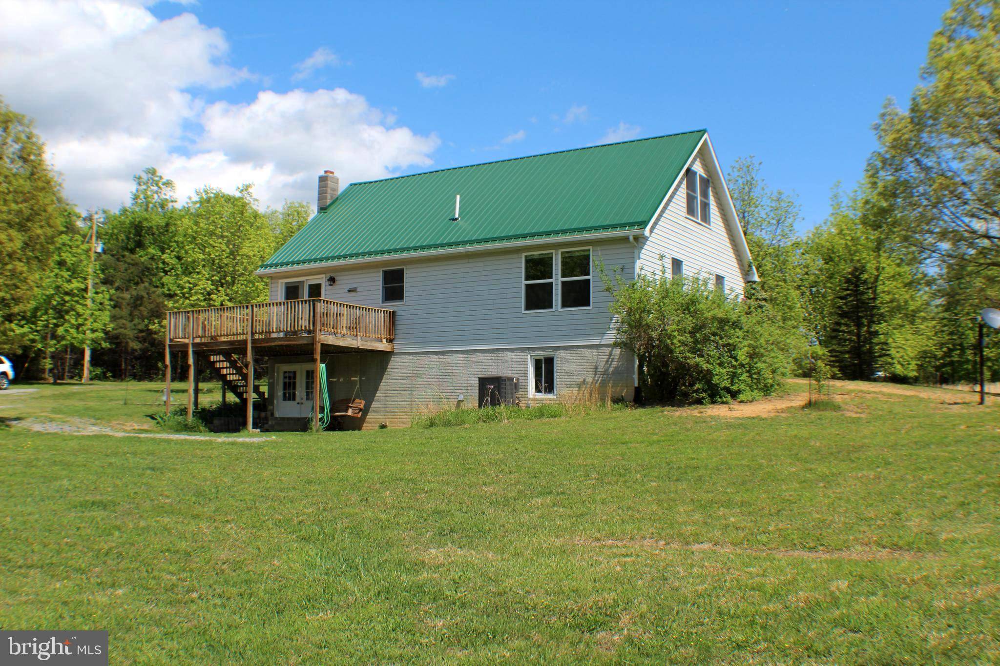 Maysville, WV 26833,124 SHEPHERDS LN