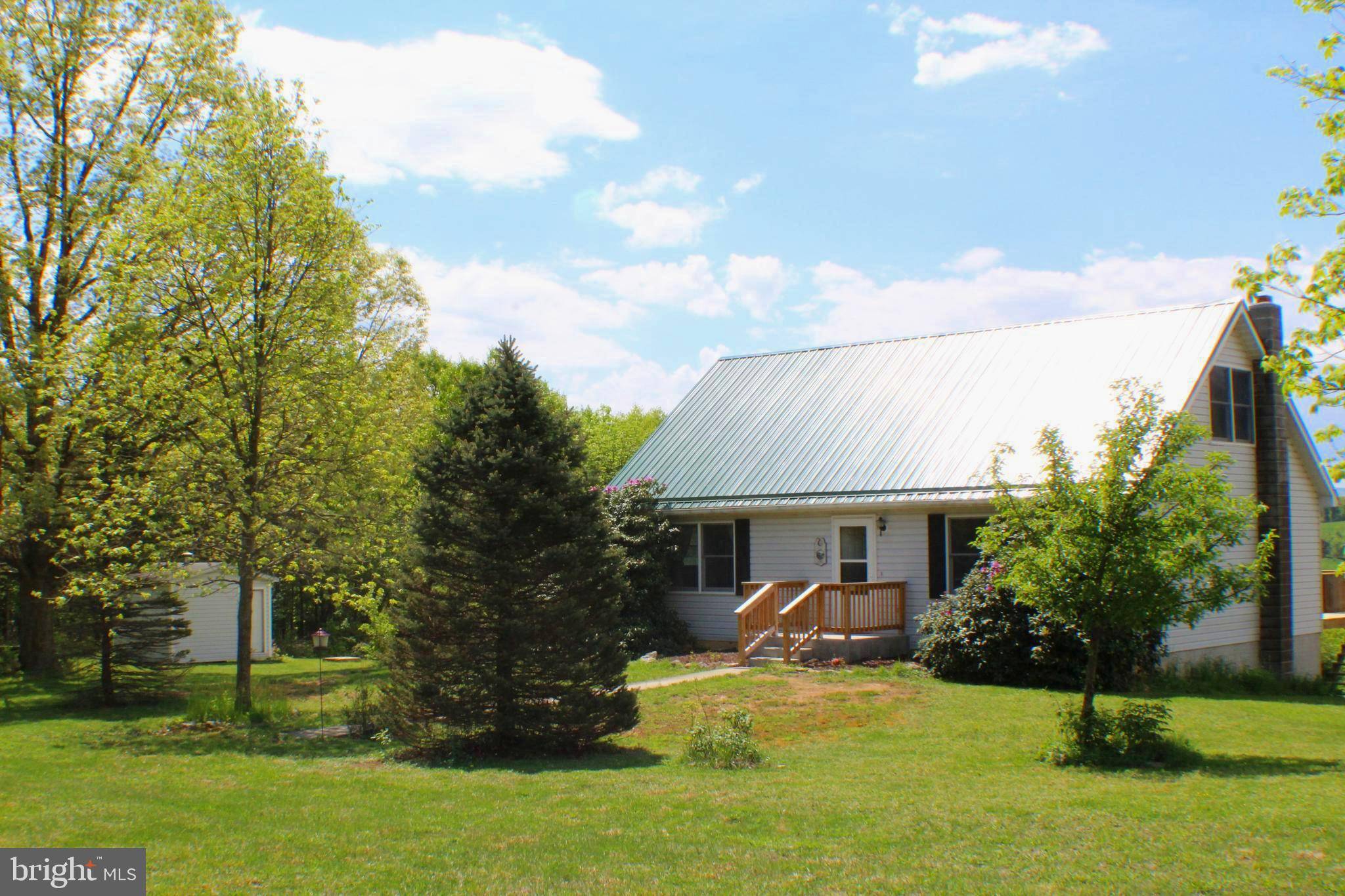 Maysville, WV 26833,124 SHEPHERDS LN