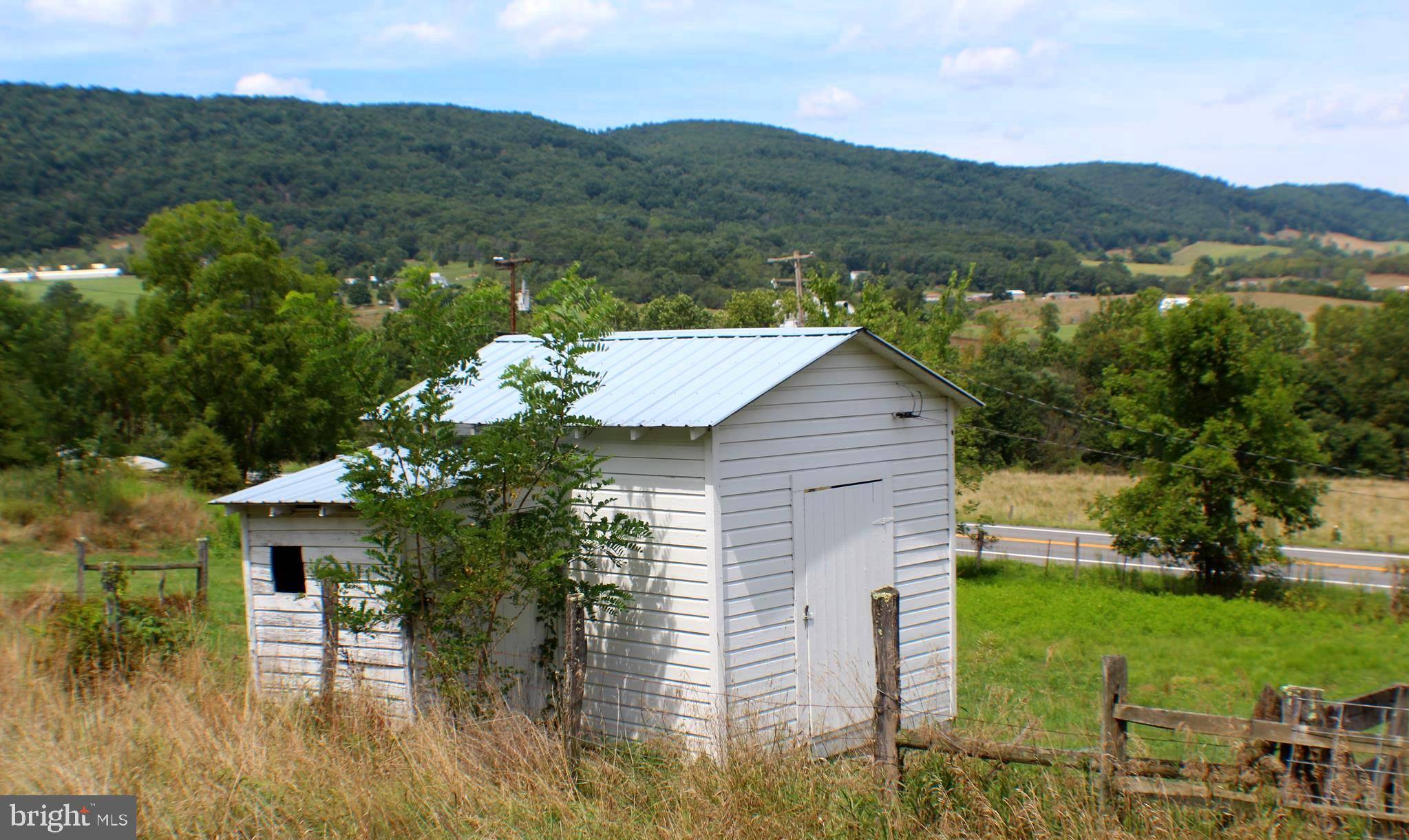 Maysville, WV 26833,9623 LUNICE CREEK