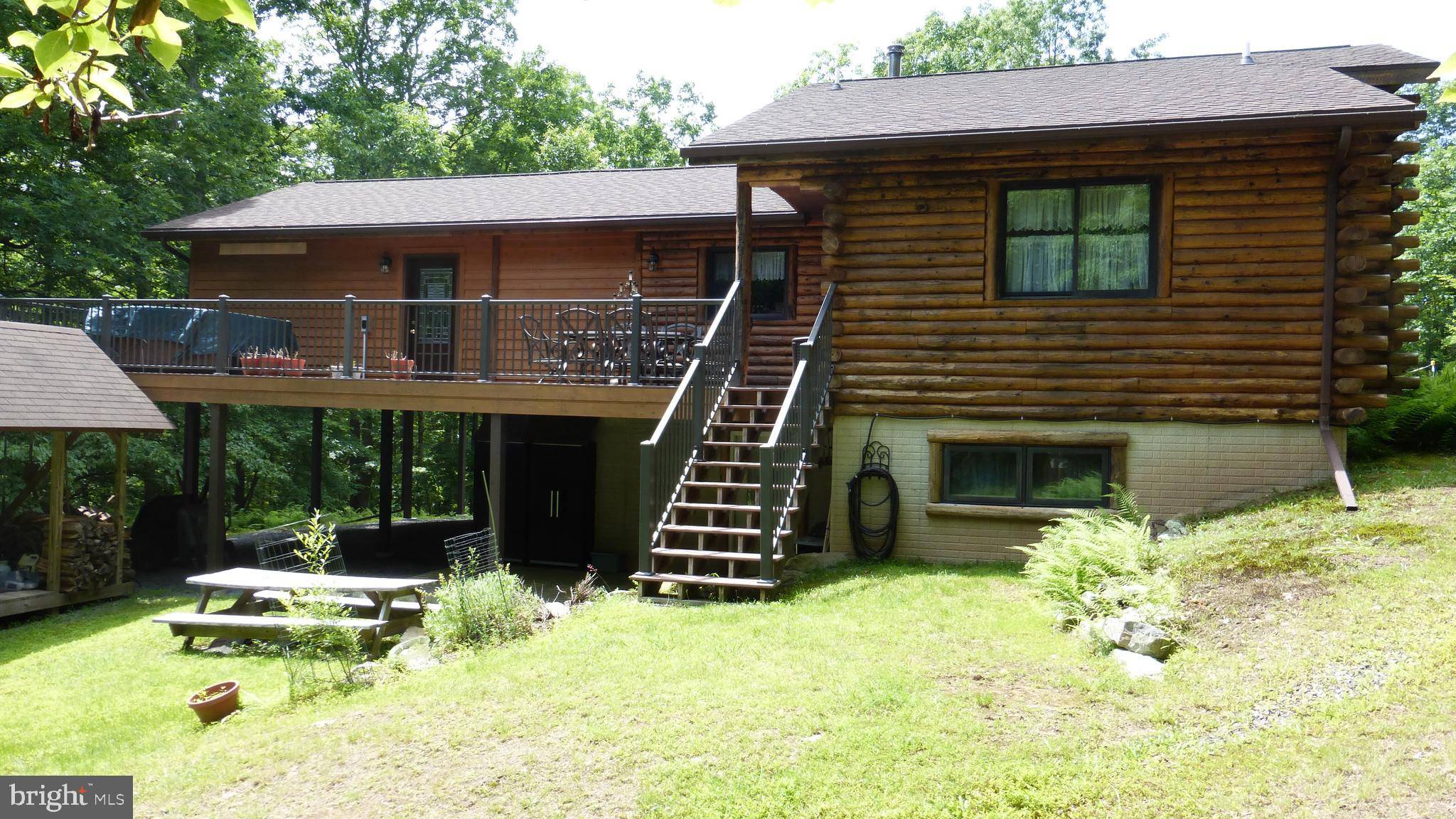 Baker, WV 26801,462 COVE CREEK