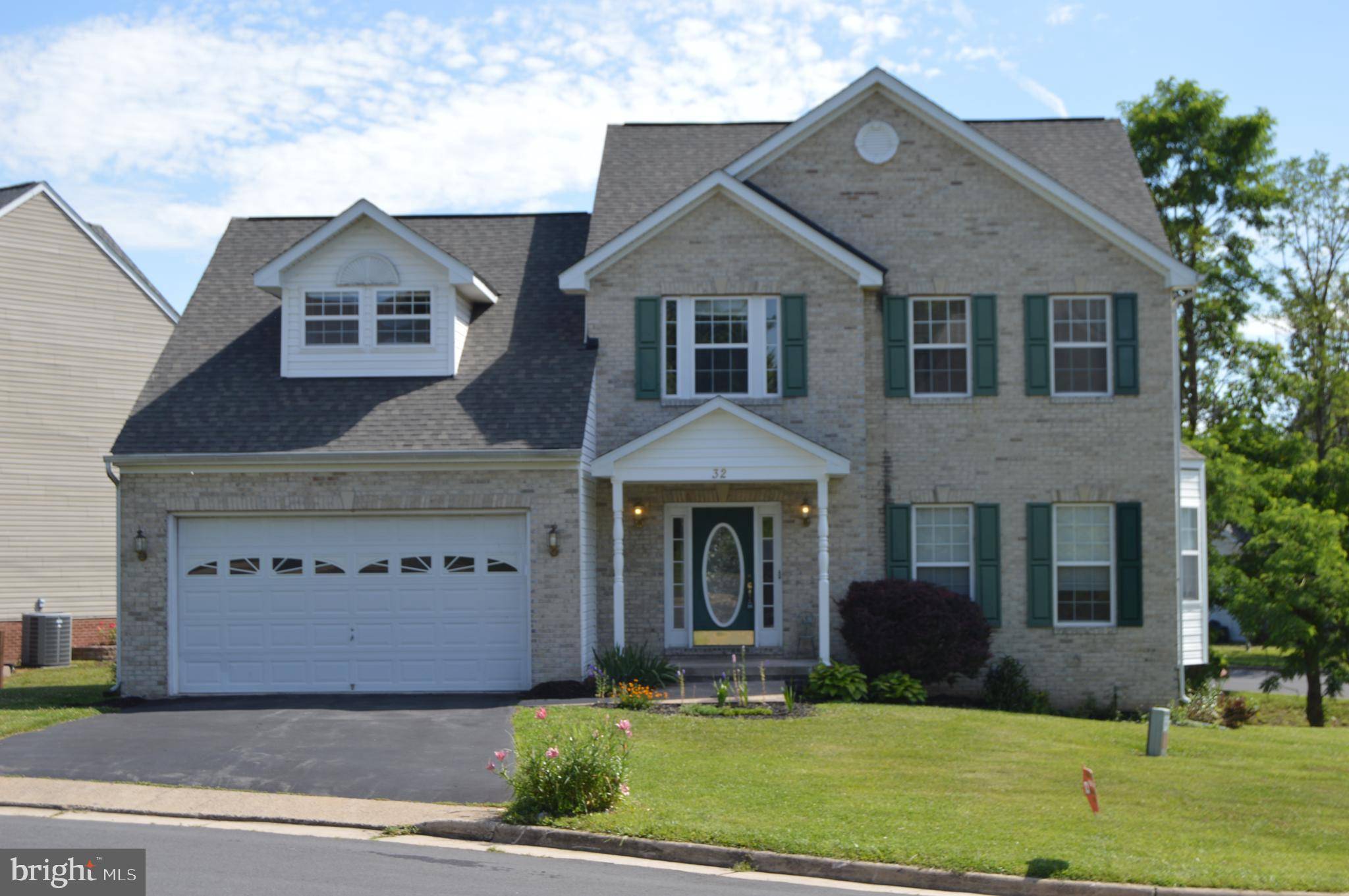 Charles Town, WV 25414,32 INDIAN WELLS CT