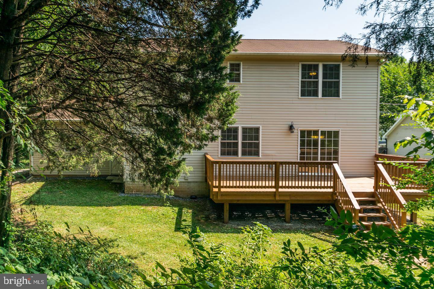 Harpers Ferry, WV 25425,34 SPRING CT