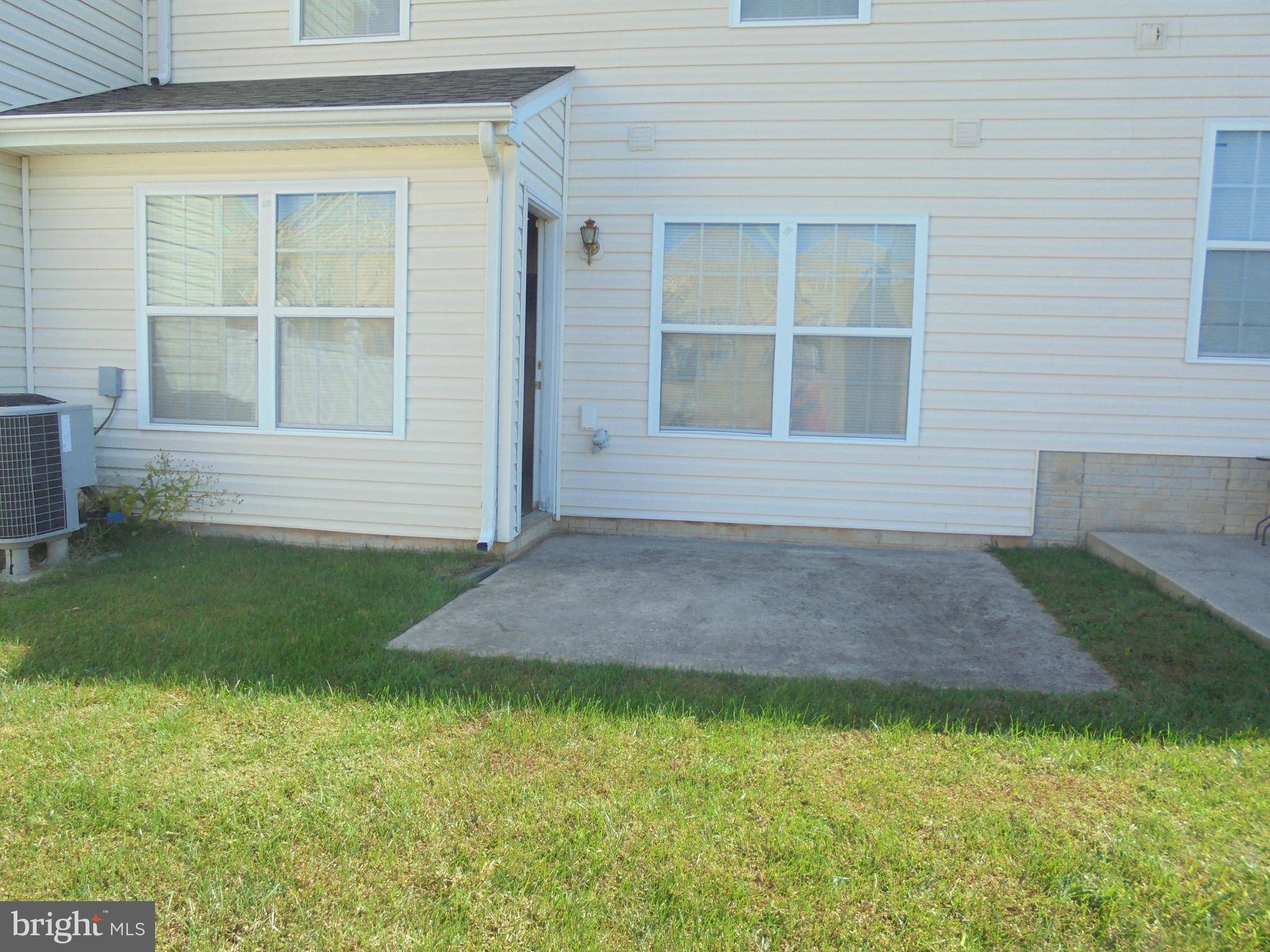 Ranson, WV 25438,24 FUZZY TAIL DR