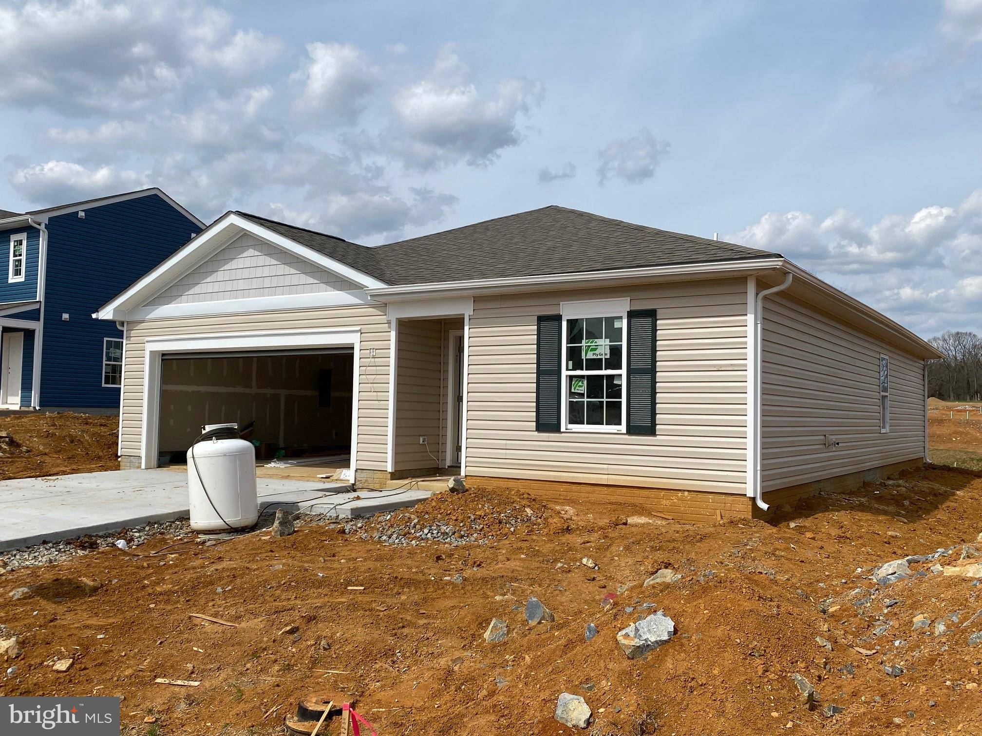 Charles Town, WV 25414,314 GUMSPRING DR