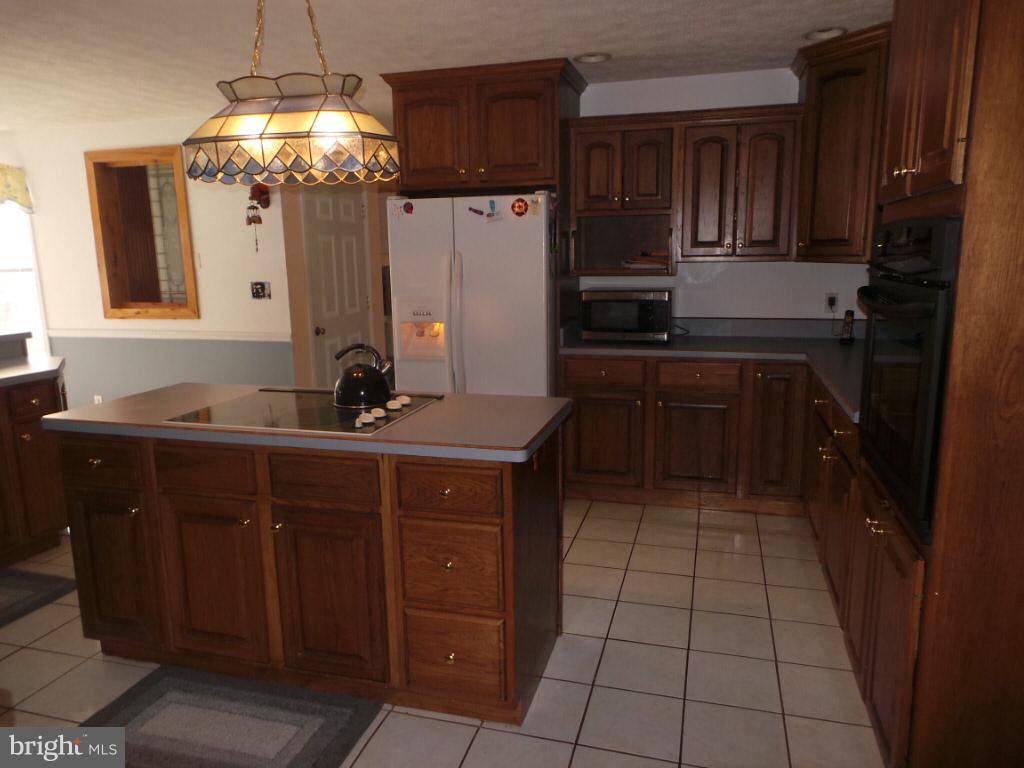 Great Cacapon, WV 25422,4195 WOODMONT