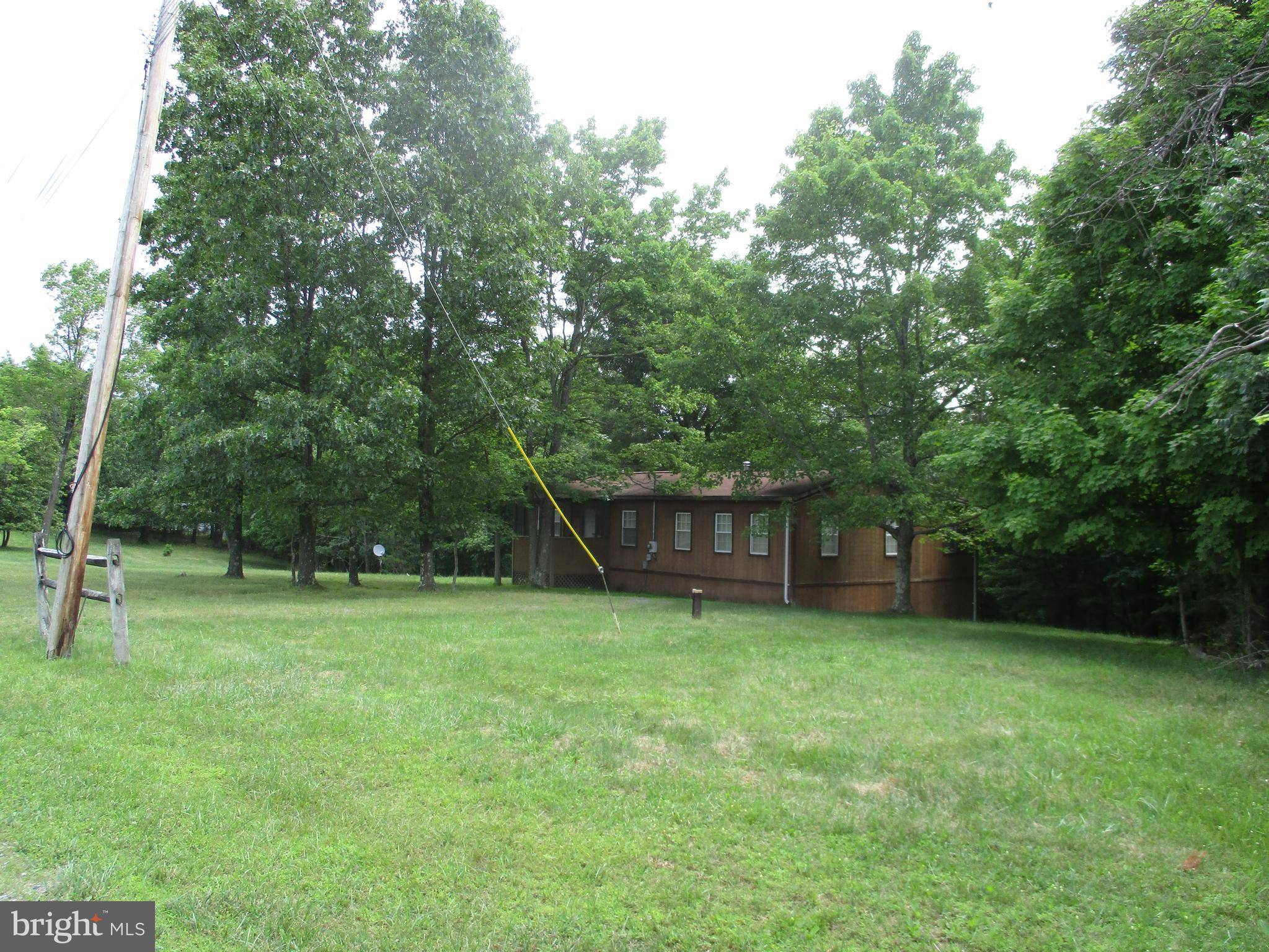 Berkeley Springs, WV 25411,602 PLUM TREE LN