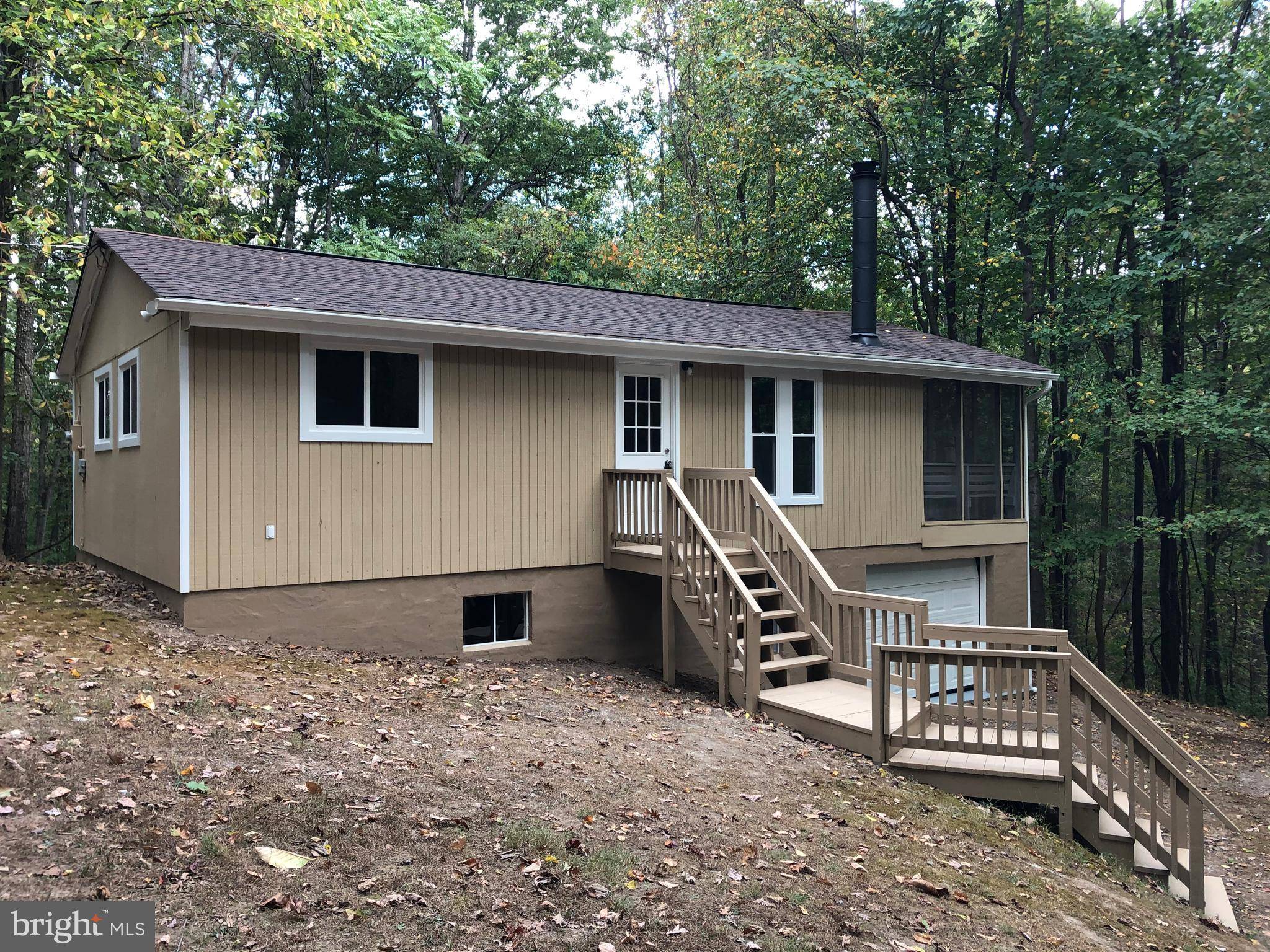 Hedgesville, WV 25427,244 BRADLEY BROOK LN