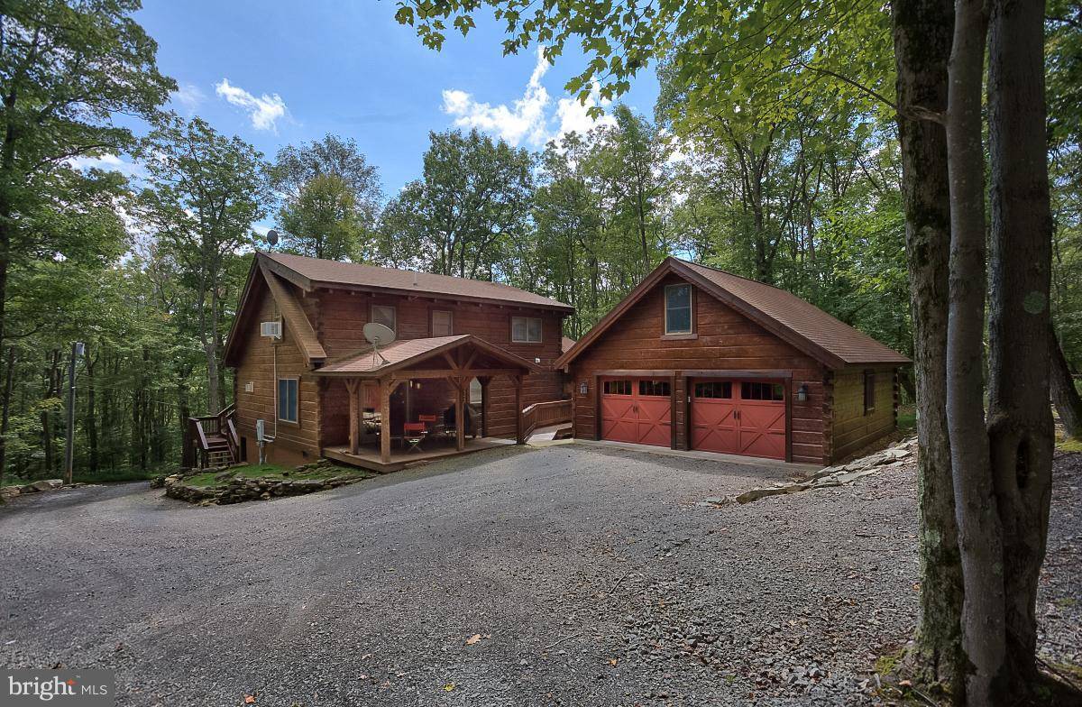 Terra Alta, WV 26764,983 ASTER DR