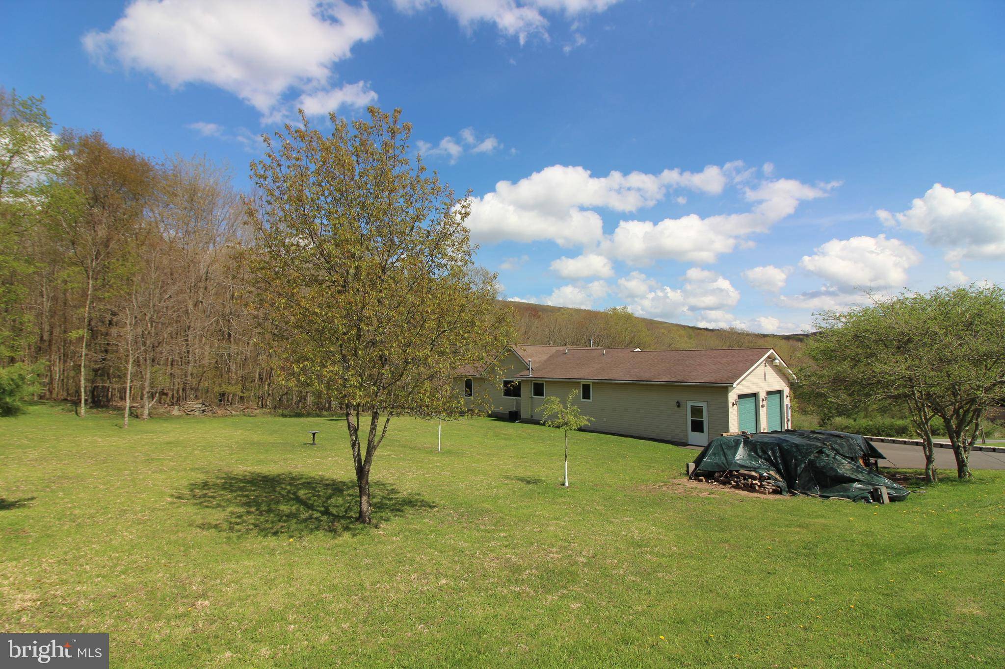 Terra Alta, WV 26764,16 CARDINAL LN