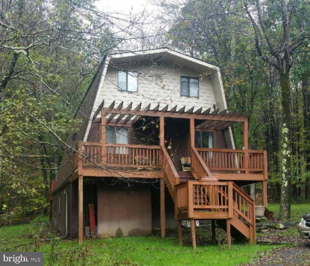 Terra Alta, WV 26764,225 E ALPINE DR