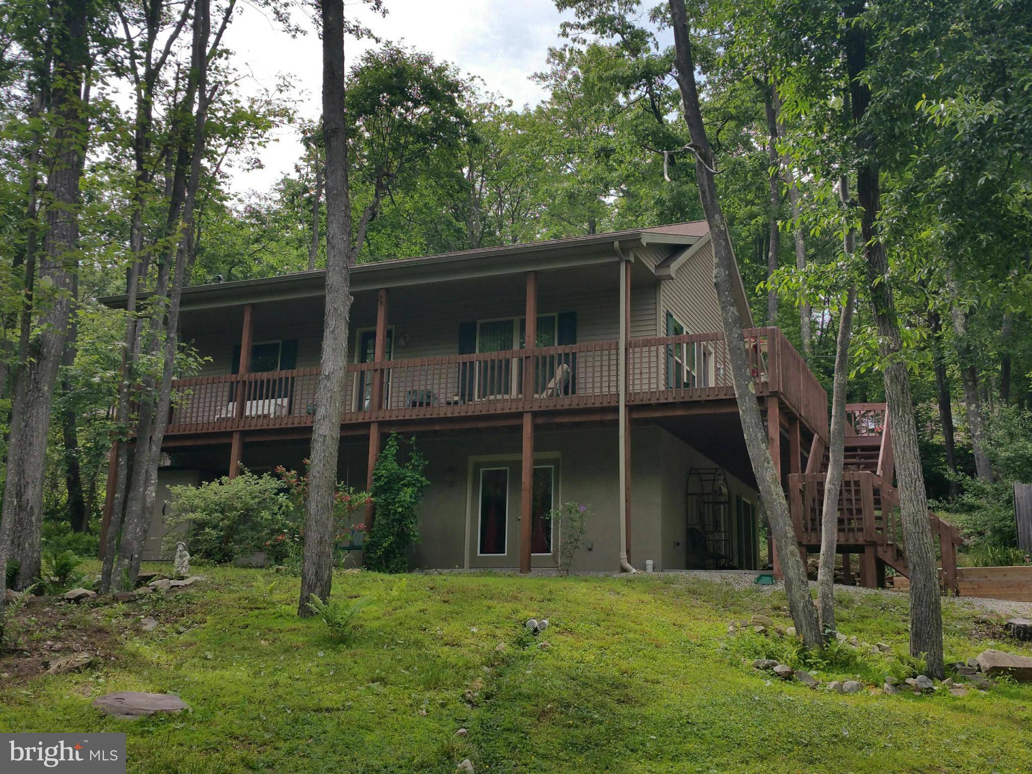 Terra Alta, WV 26764,485 REDWOOD DR