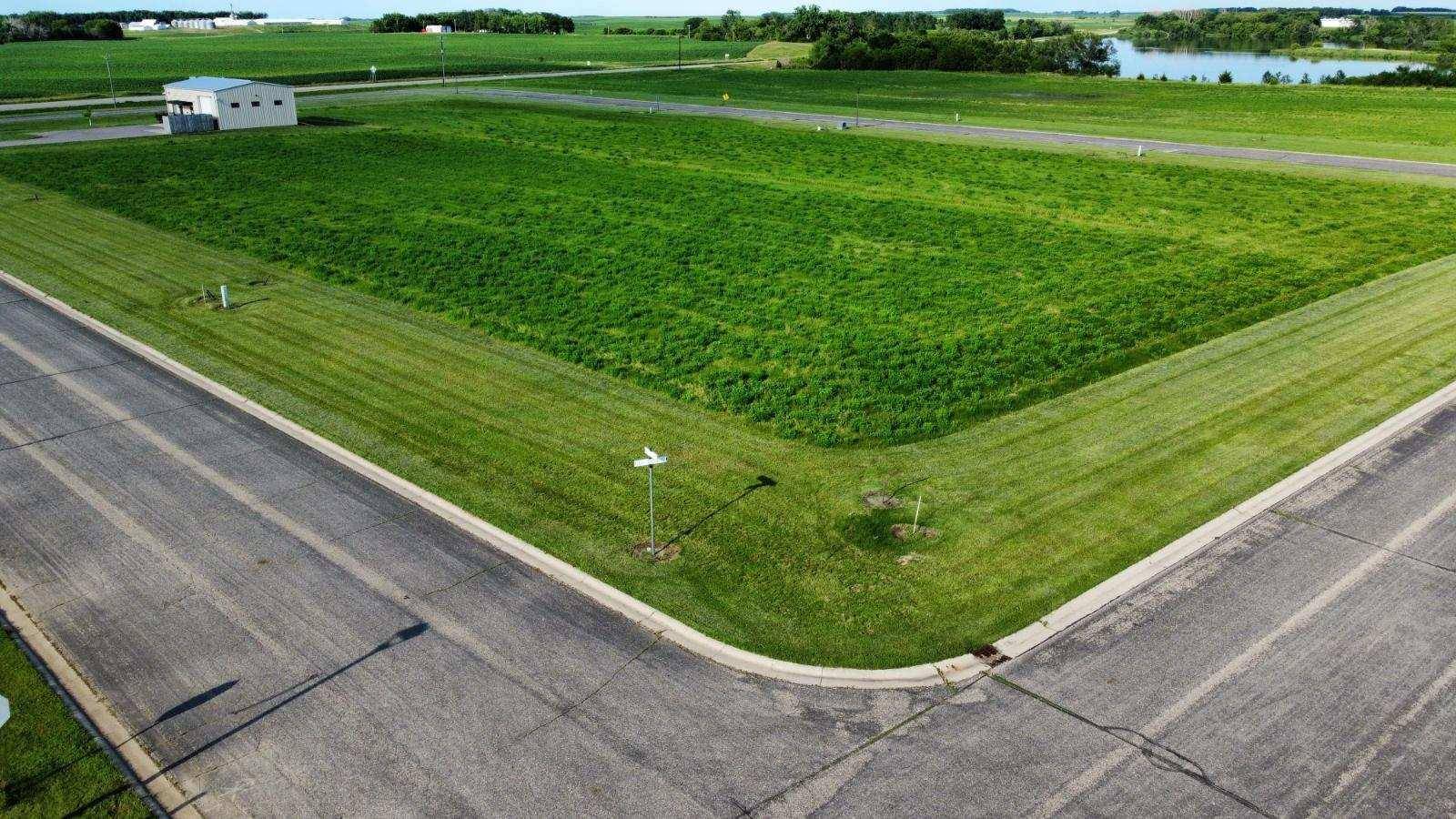 Balaton, MN 56115,4031 Lake Yankton AVE