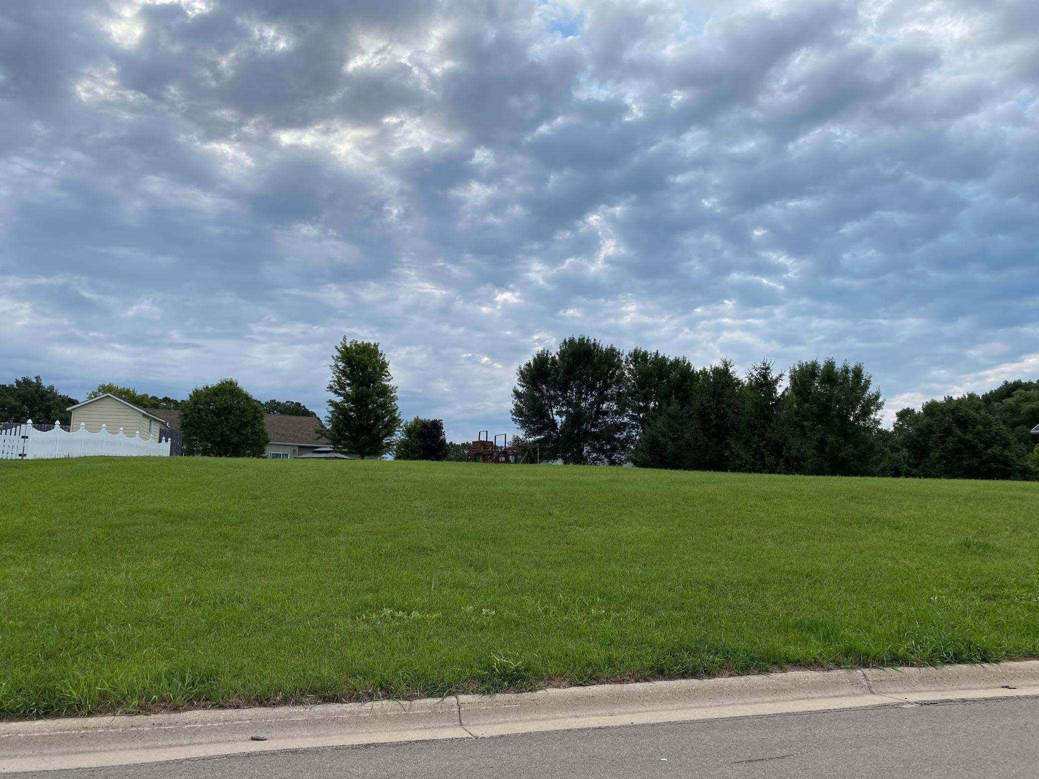 Albert Lea, MN 56007,0000 Meadow