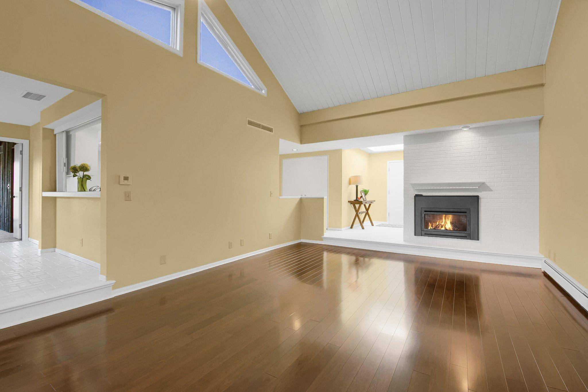 Edina, MN 55436,6115 Lincoln DR