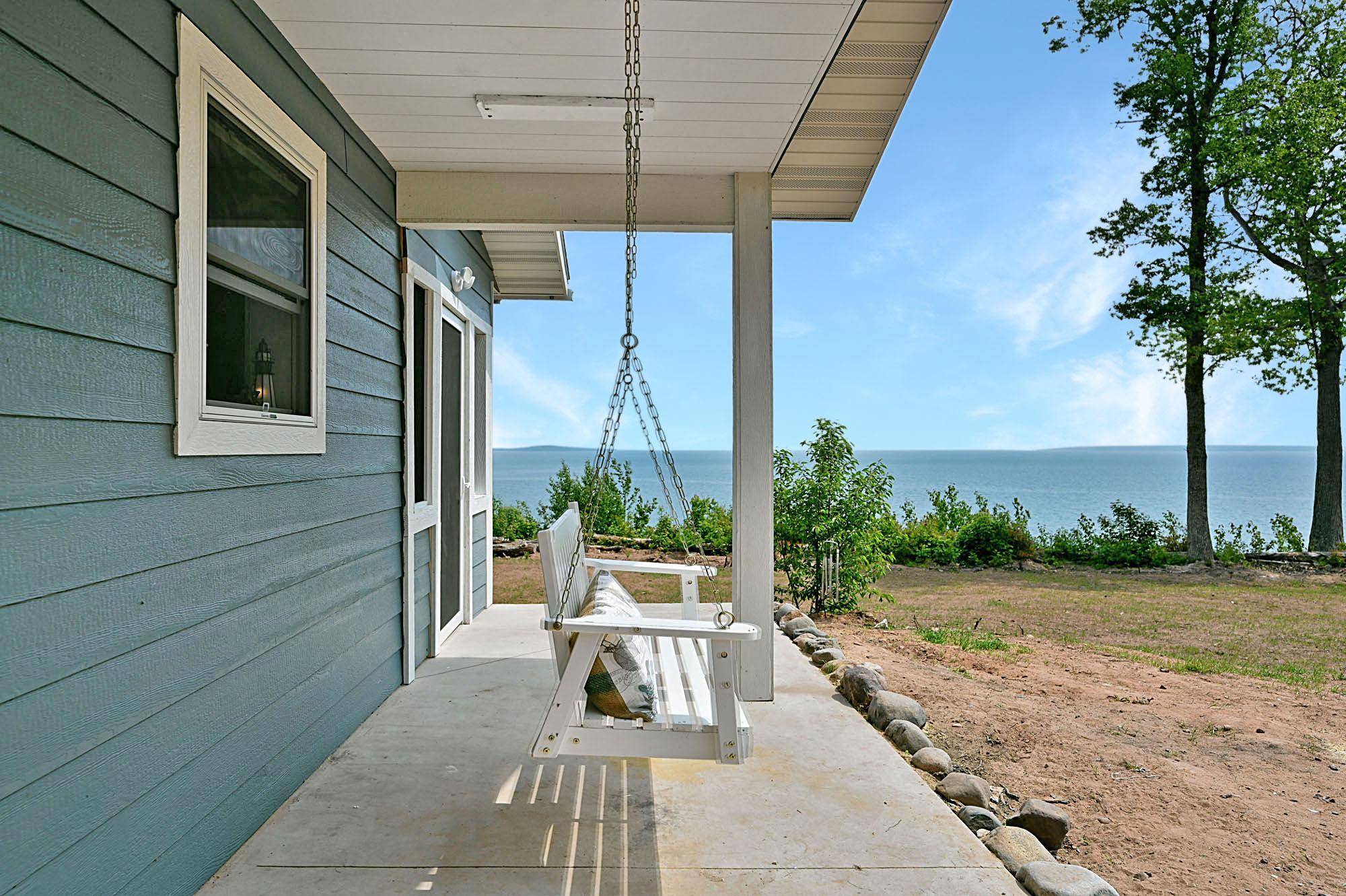 Ashland, WI 54850,3756 North Shore Rd