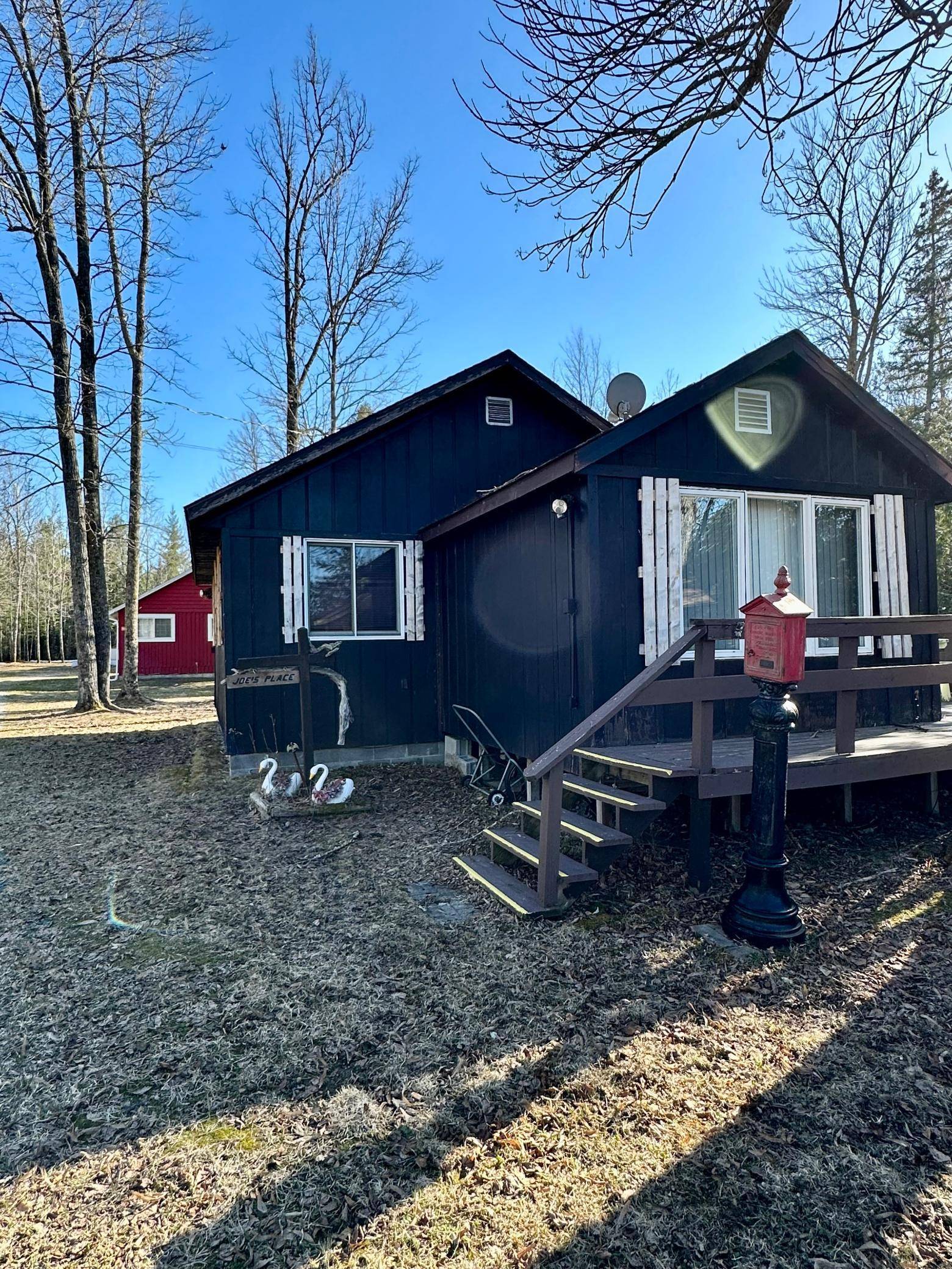 Kabetogama, MN 56669,9845 Empire DR