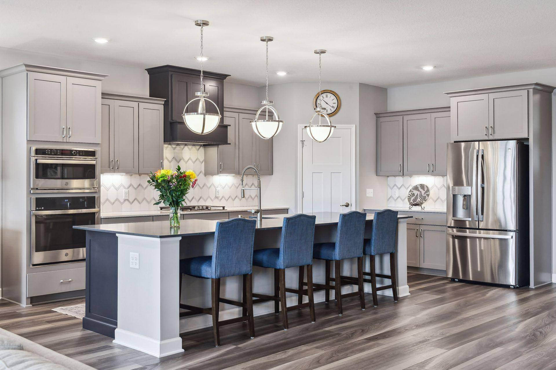 Chanhassen, MN 55317,7245 Pearl DR
