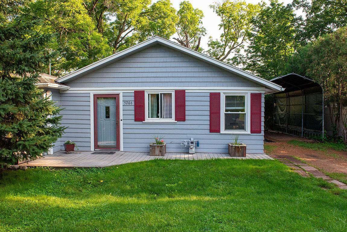 Mound, MN 55364,5206 Drummond RD