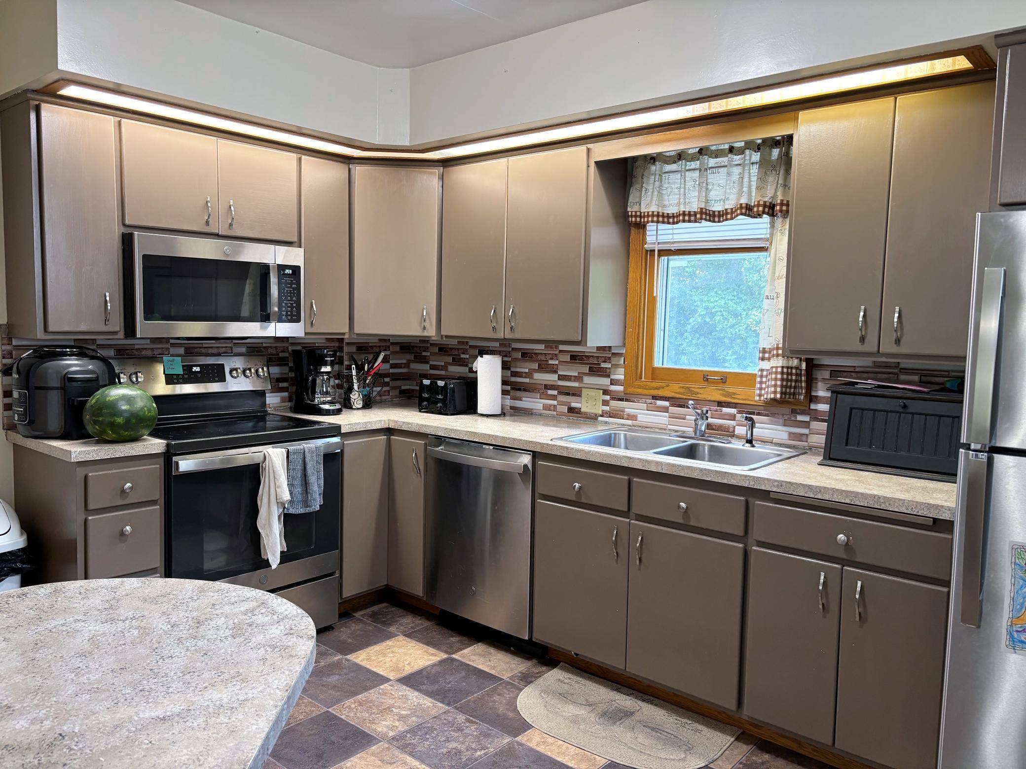 Fairmont, MN 56031,195 Belle Vue RD