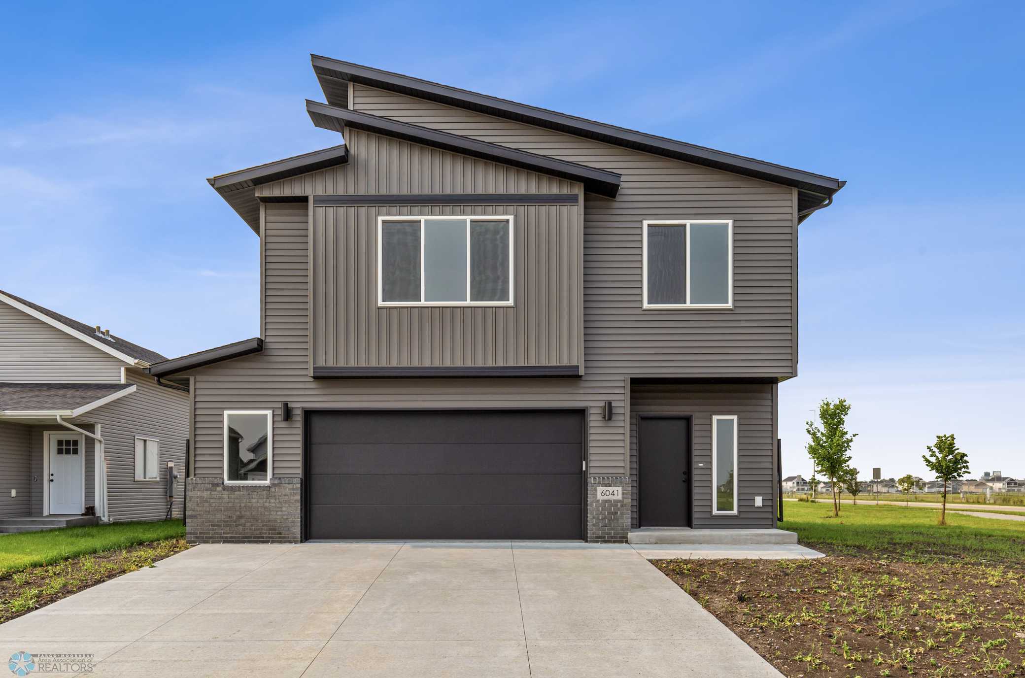 Horace, ND 58047,6041 79th AVE S