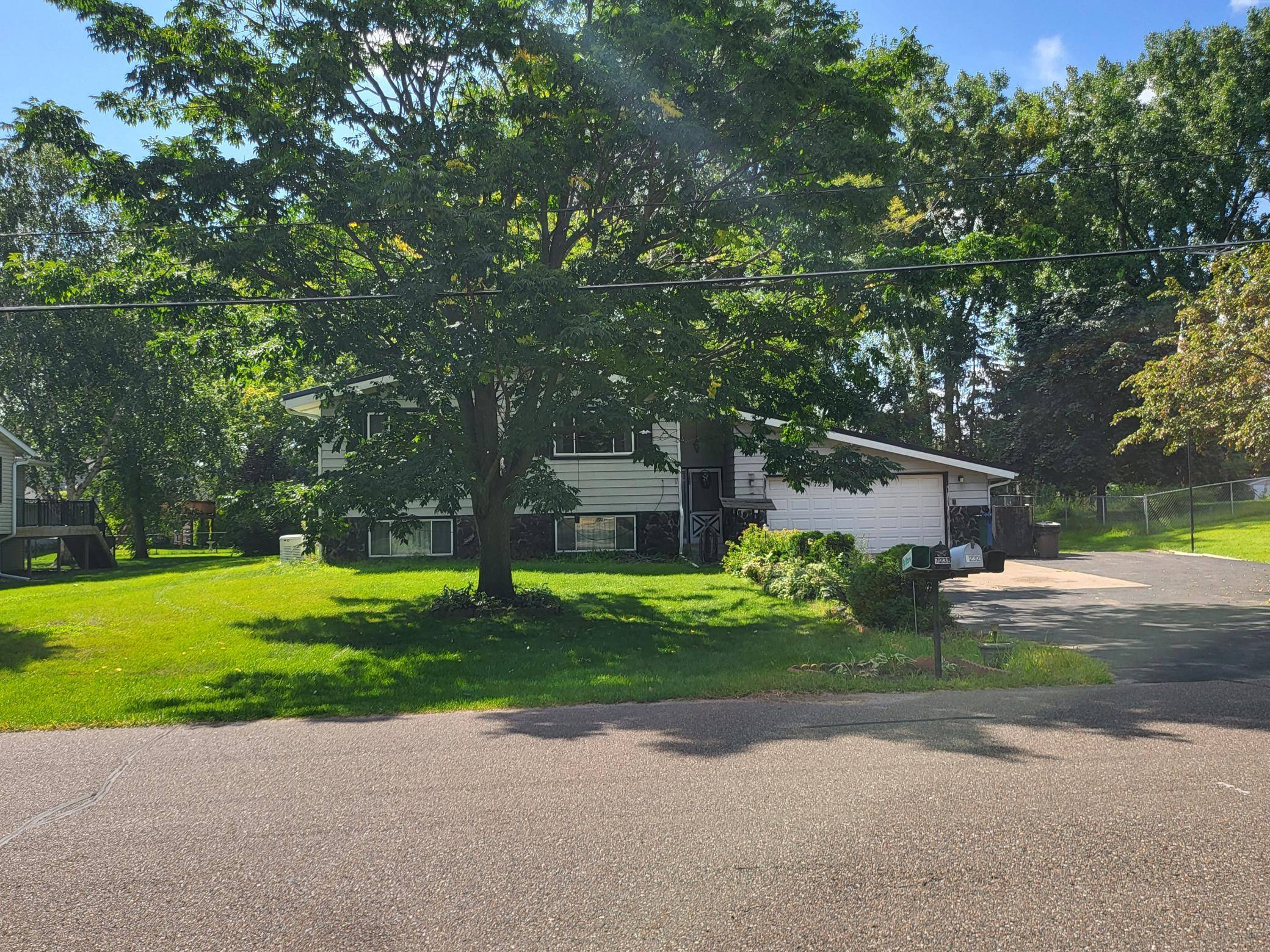 Hugo, MN 55038,7235 Mill RD