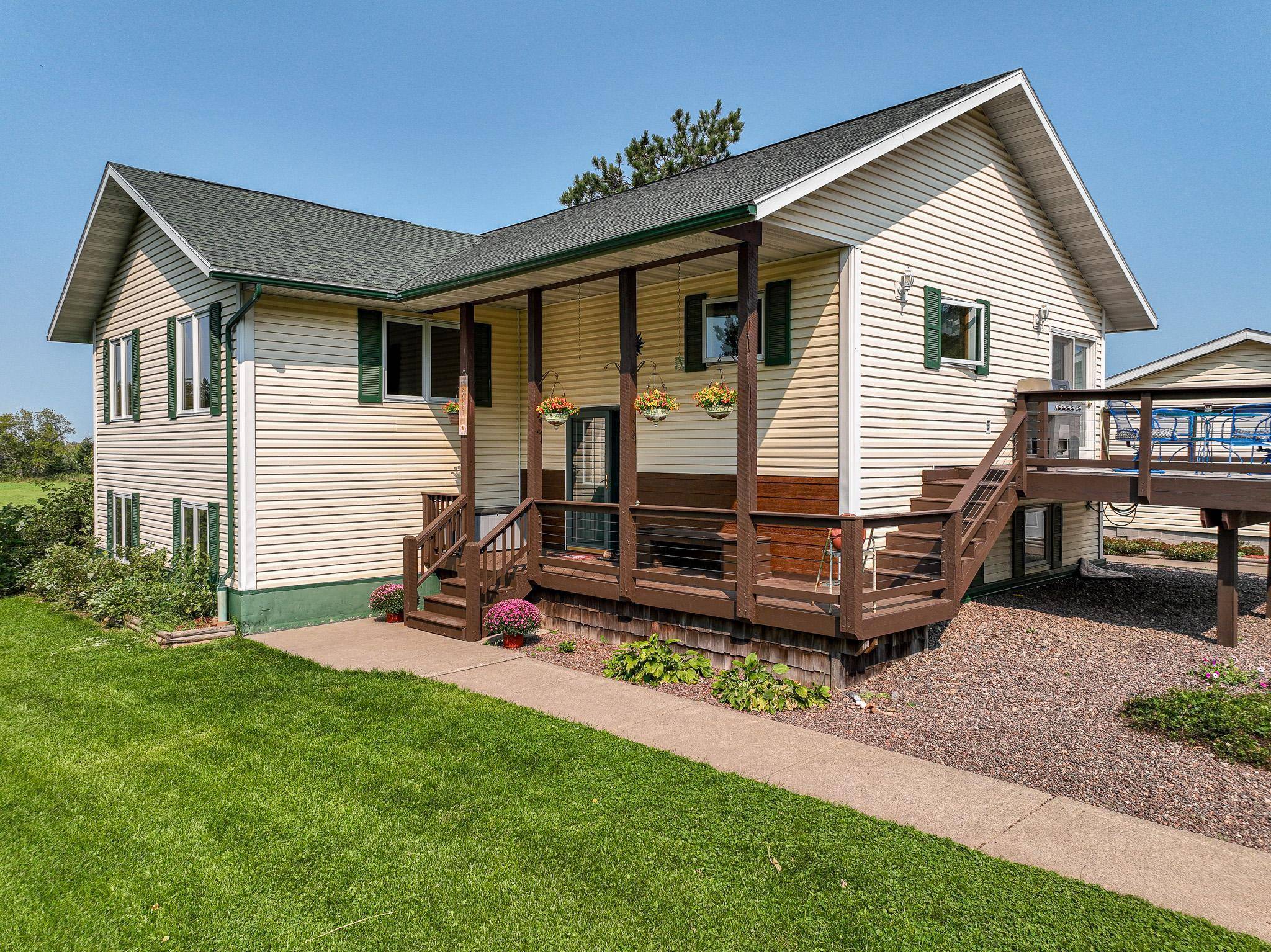 Sturgeon Lake, MN 55783,89042 Oak Hill RD